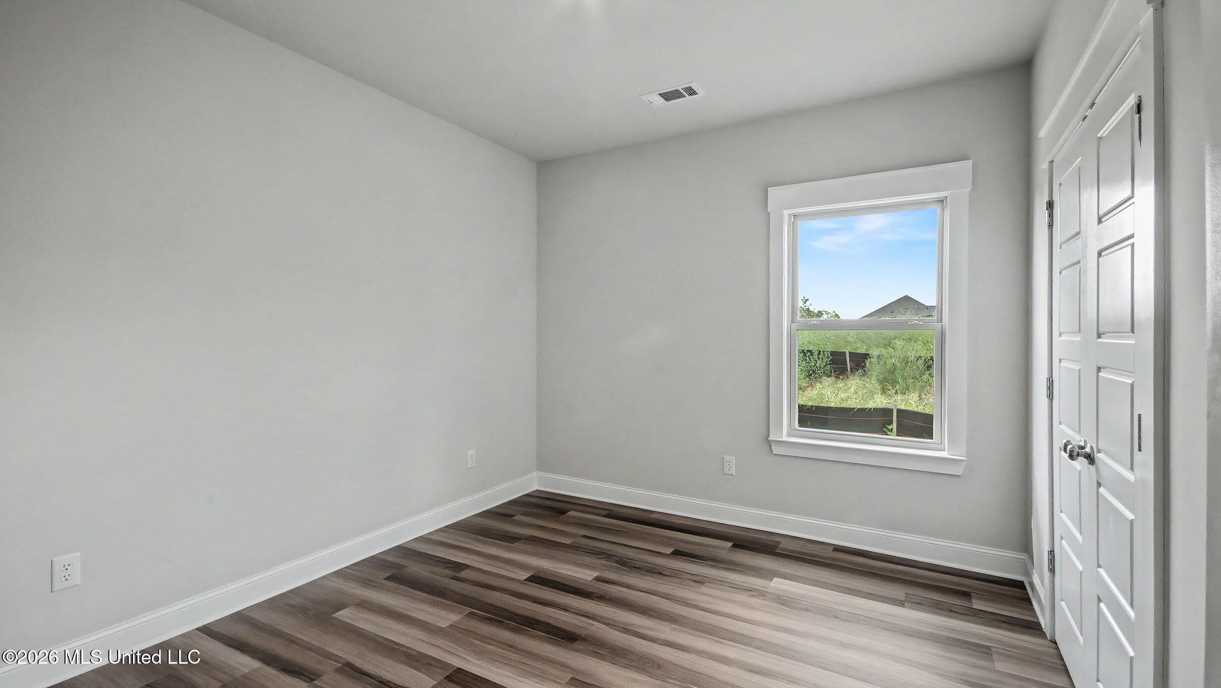 147 Cornerstone Drive Property Photo 28