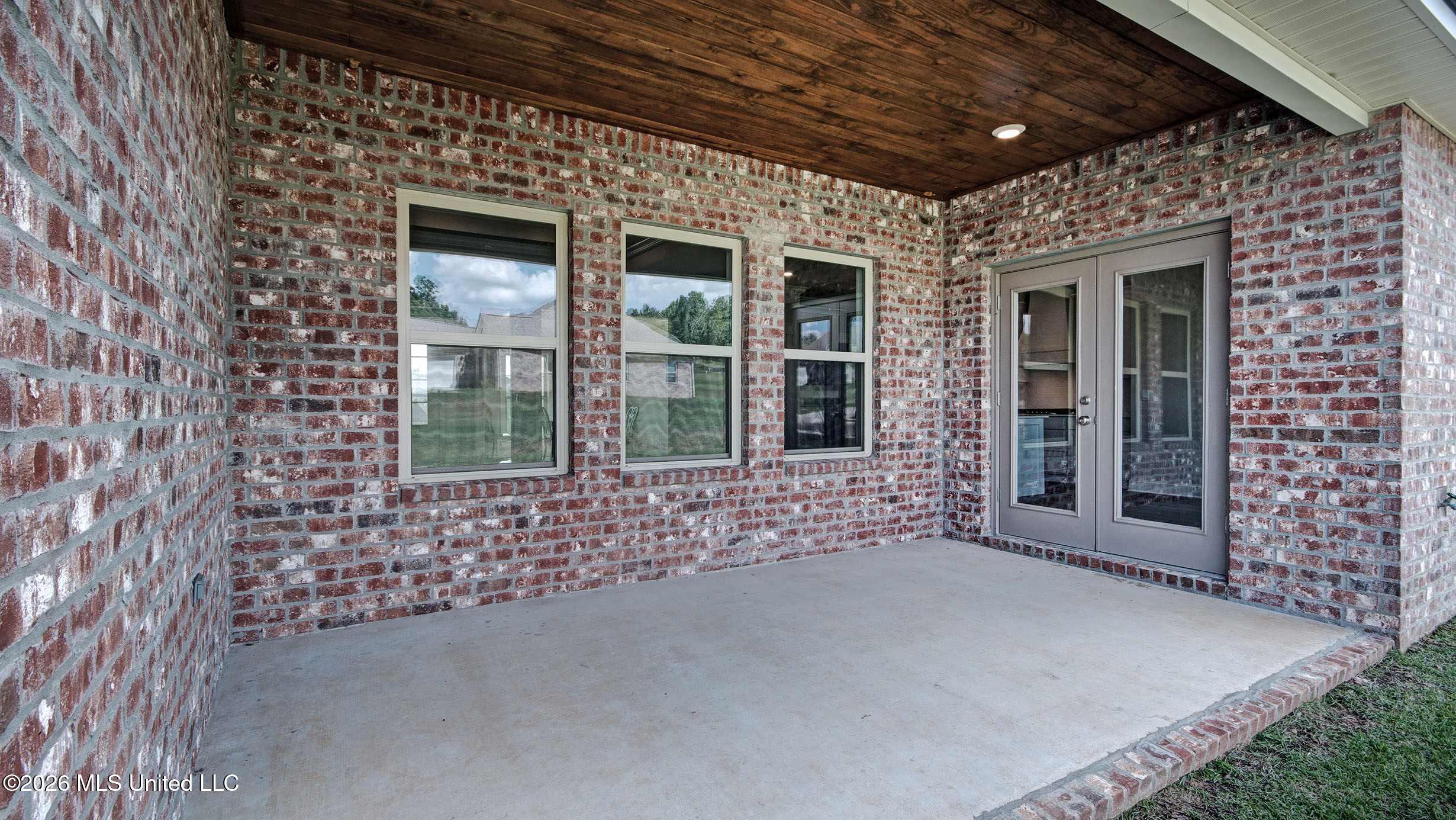 147 Cornerstone Drive Property Photo 39