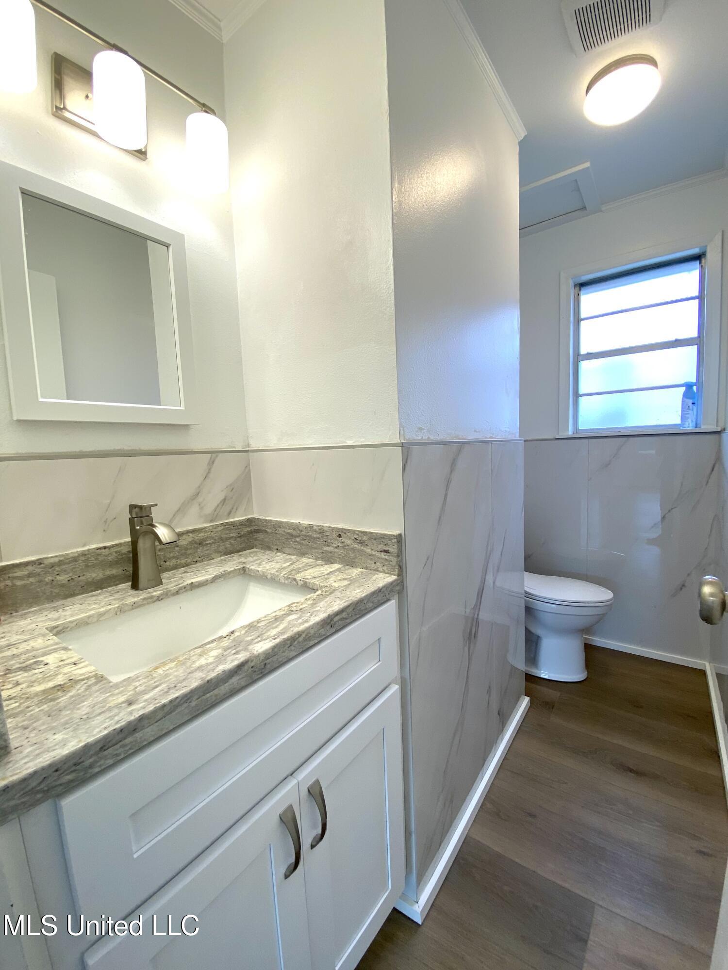 1307 S Hwy. 11 Property Photo 12