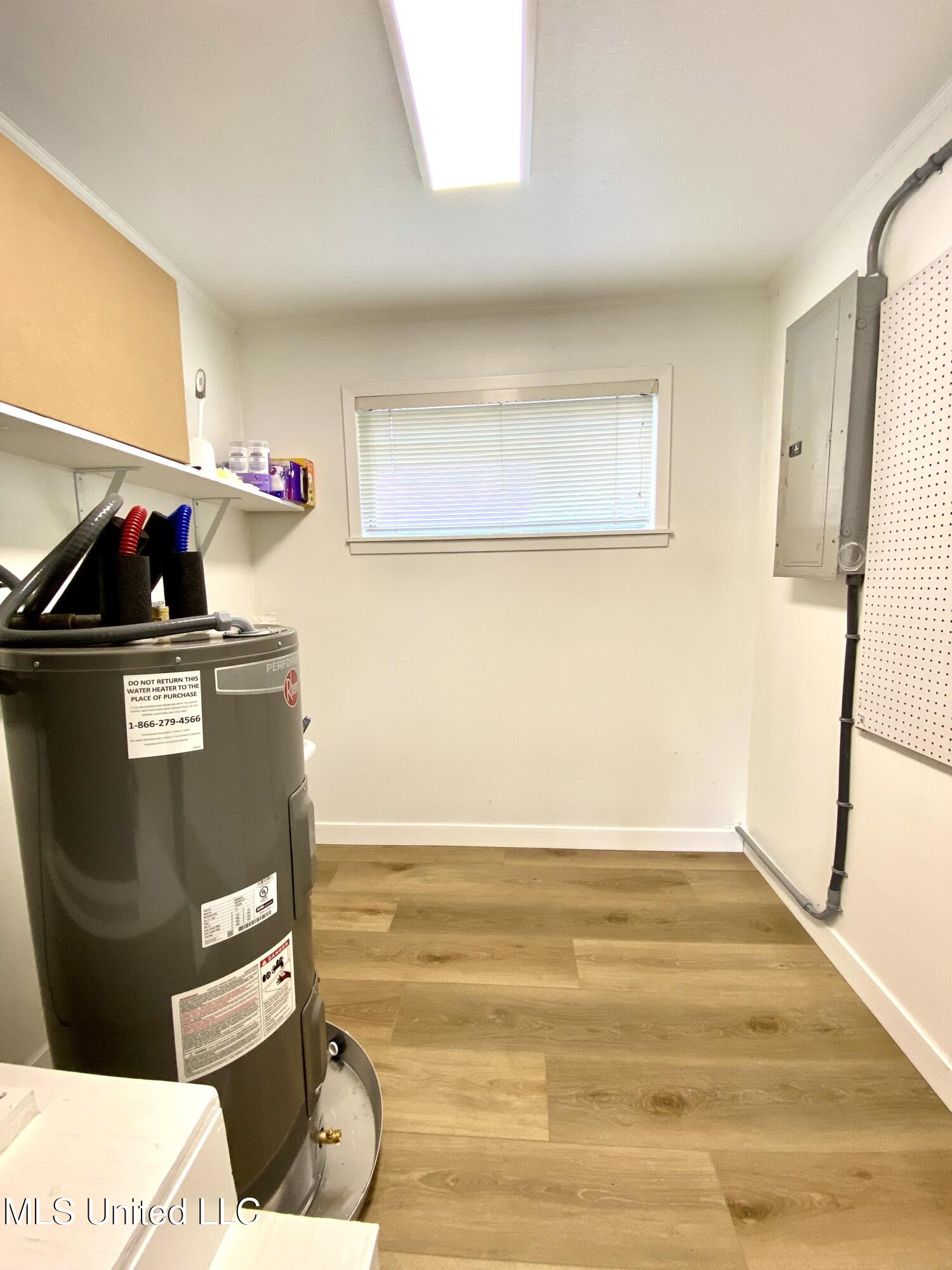 1307 S Hwy. 11 Property Photo 14