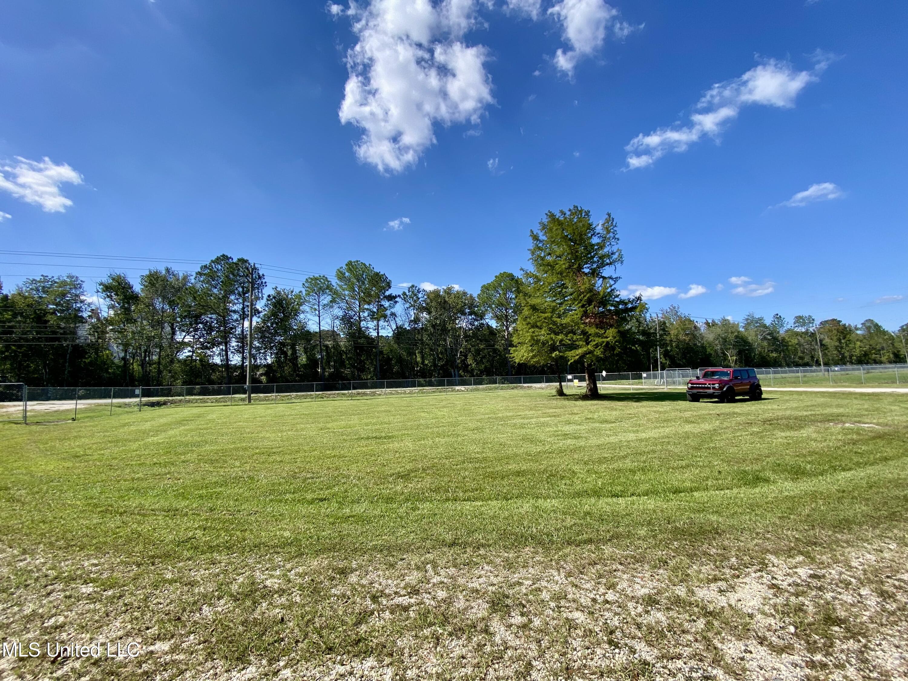 1307 S Hwy. 11 Property Photo 18