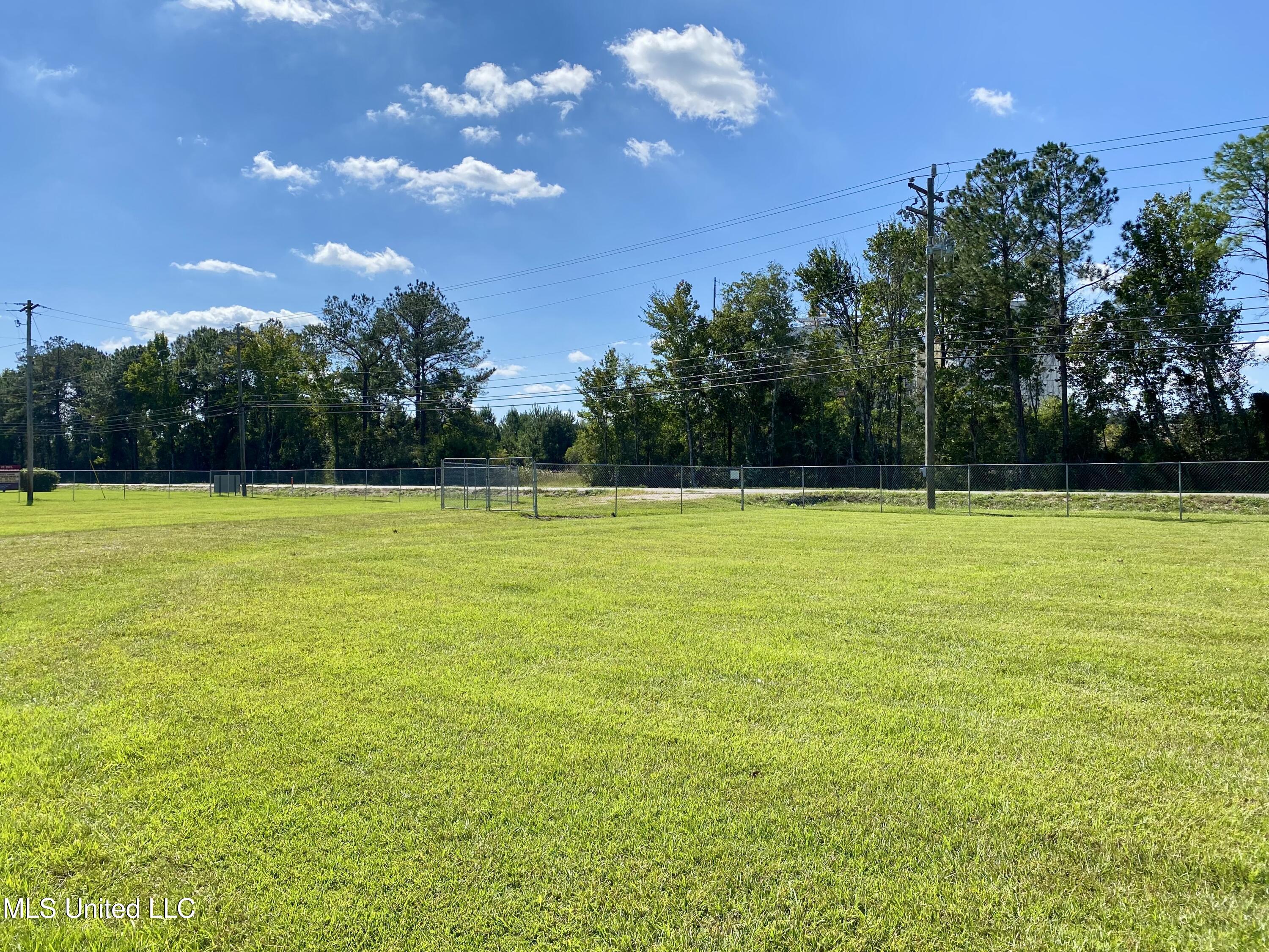 1307 S Hwy. 11 Property Photo 19