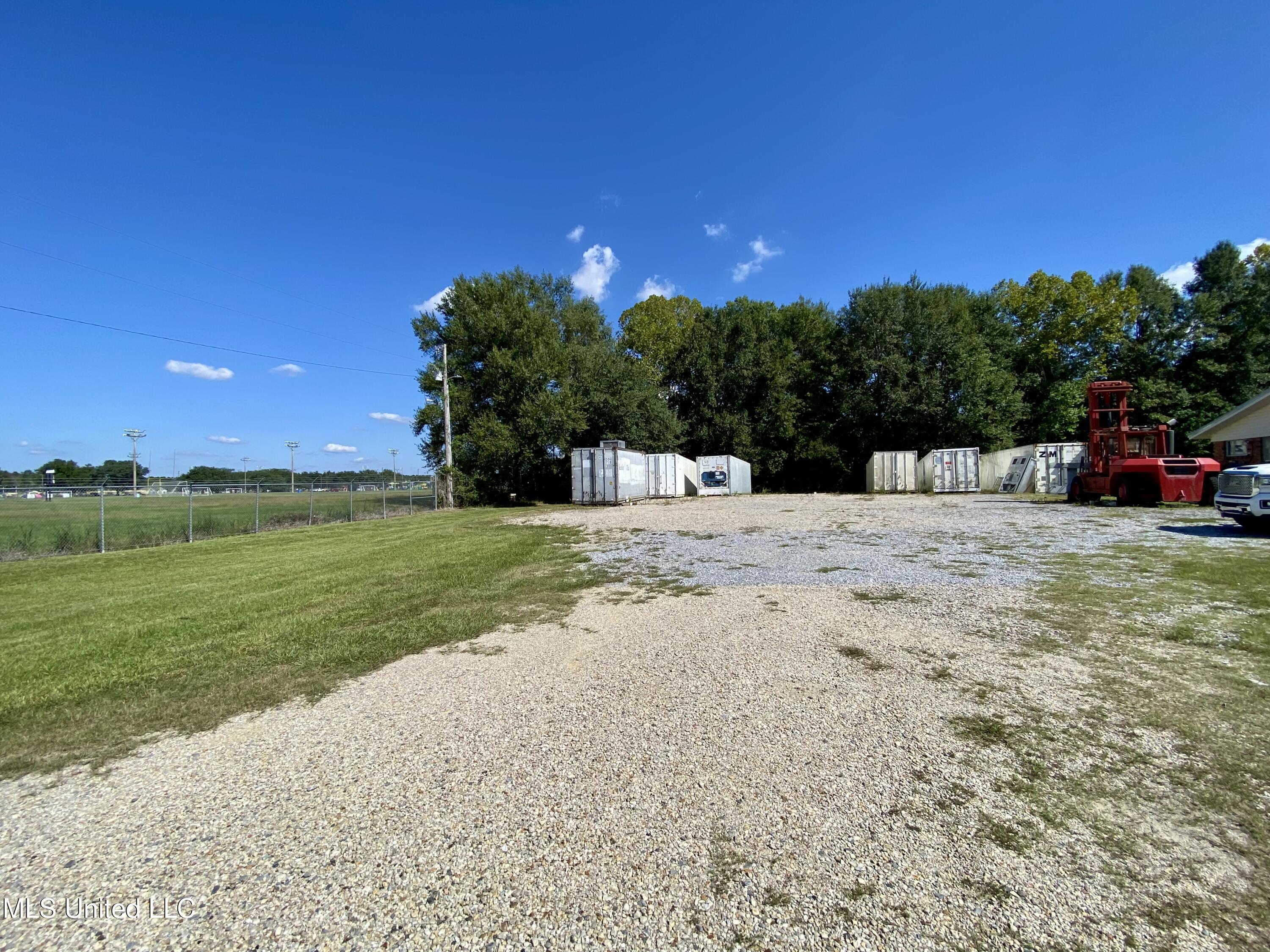 1307 S Hwy. 11 Property Photo 23