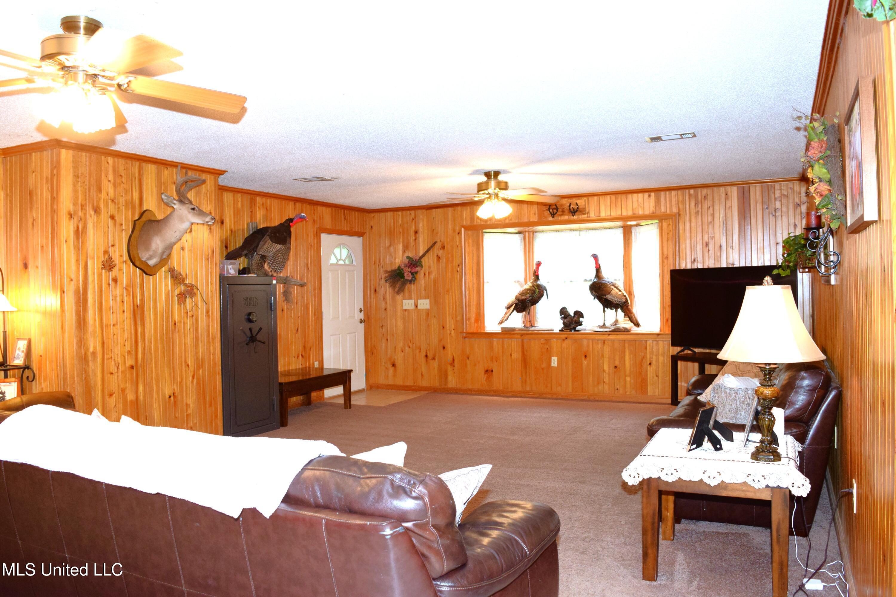 918 Neely Avera Road Property Photo 15