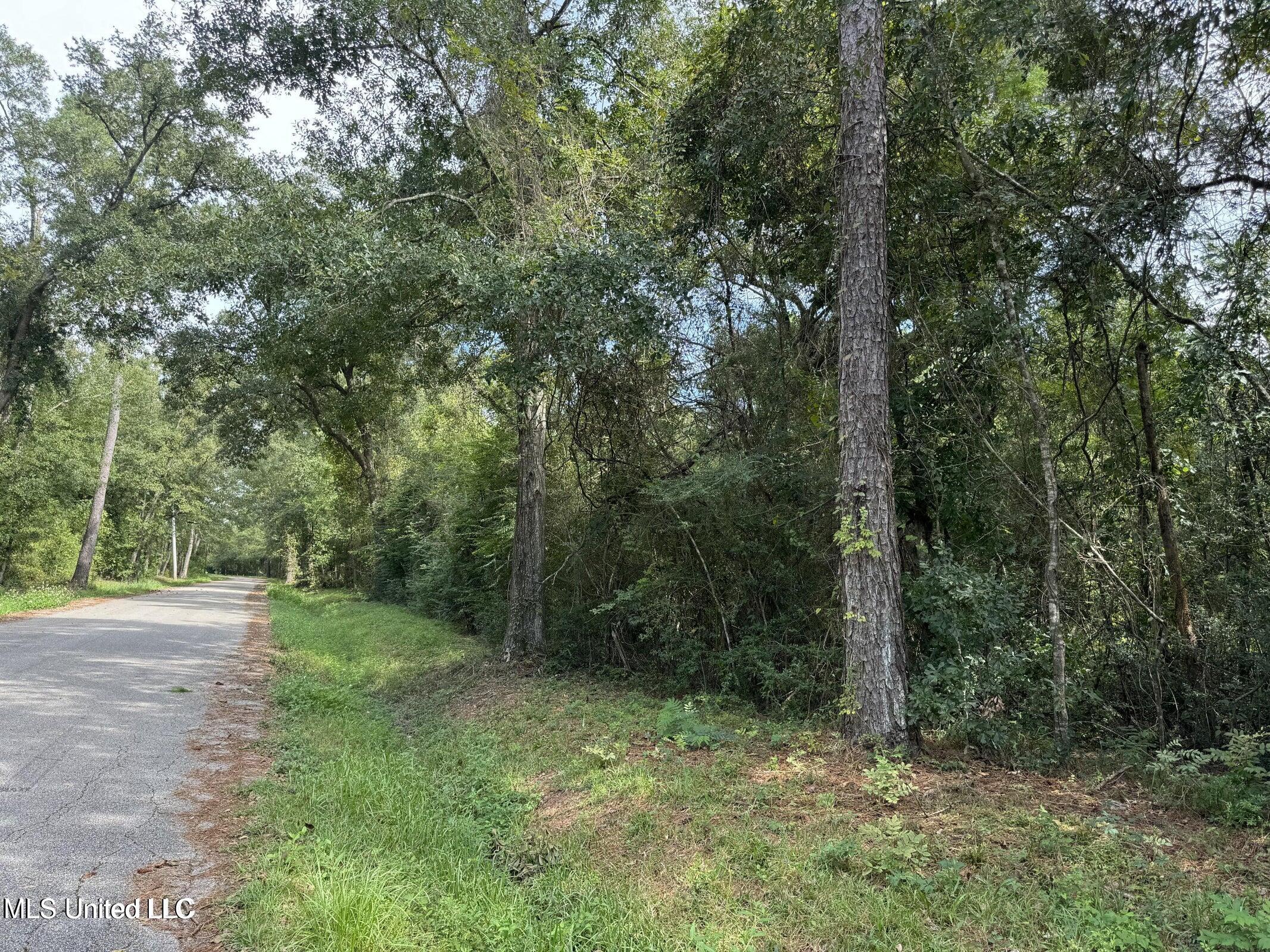 Highway 604 & 1st Avenue Property Photo 1