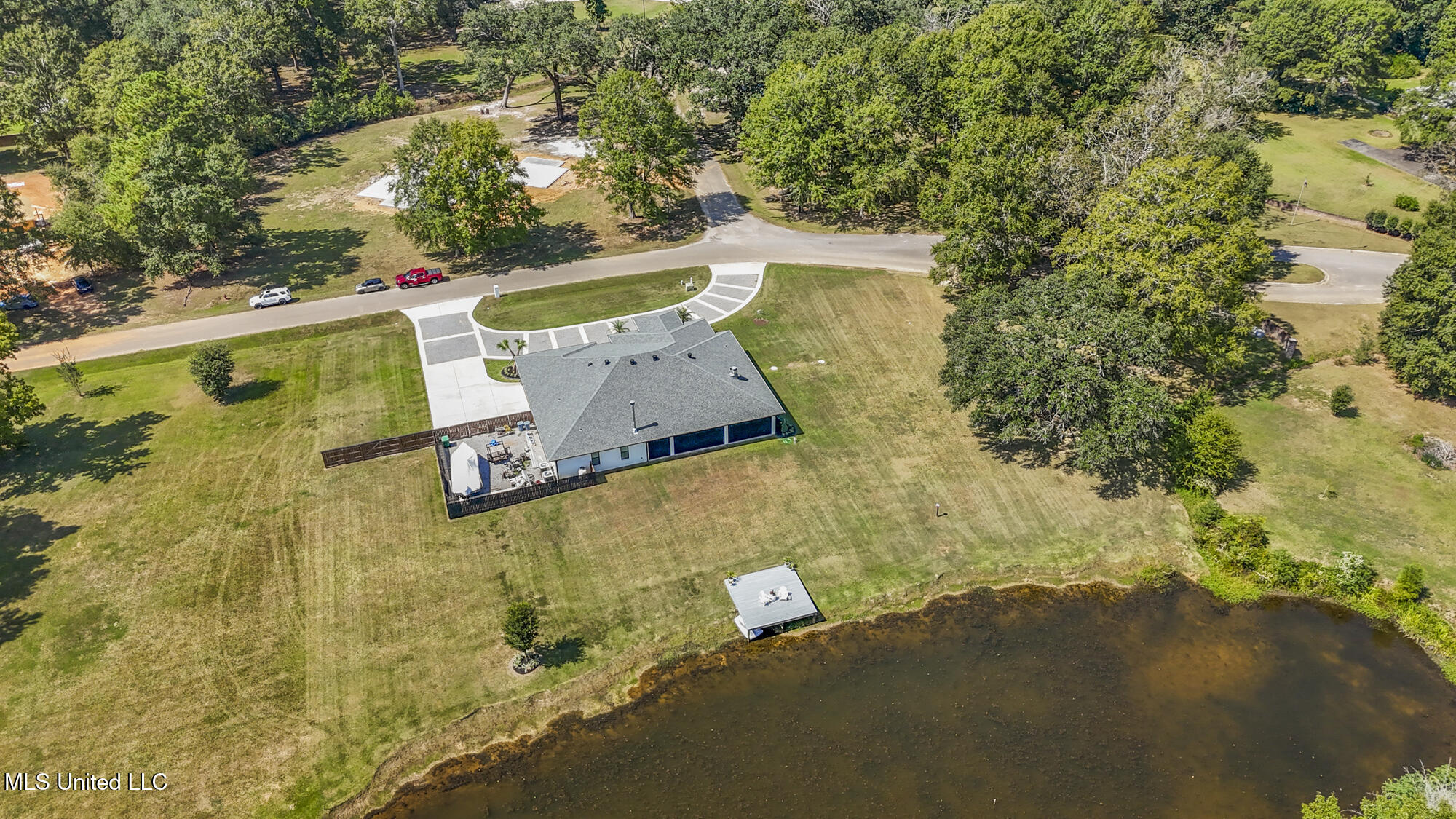 15 Legacy Drive Property Photo 6