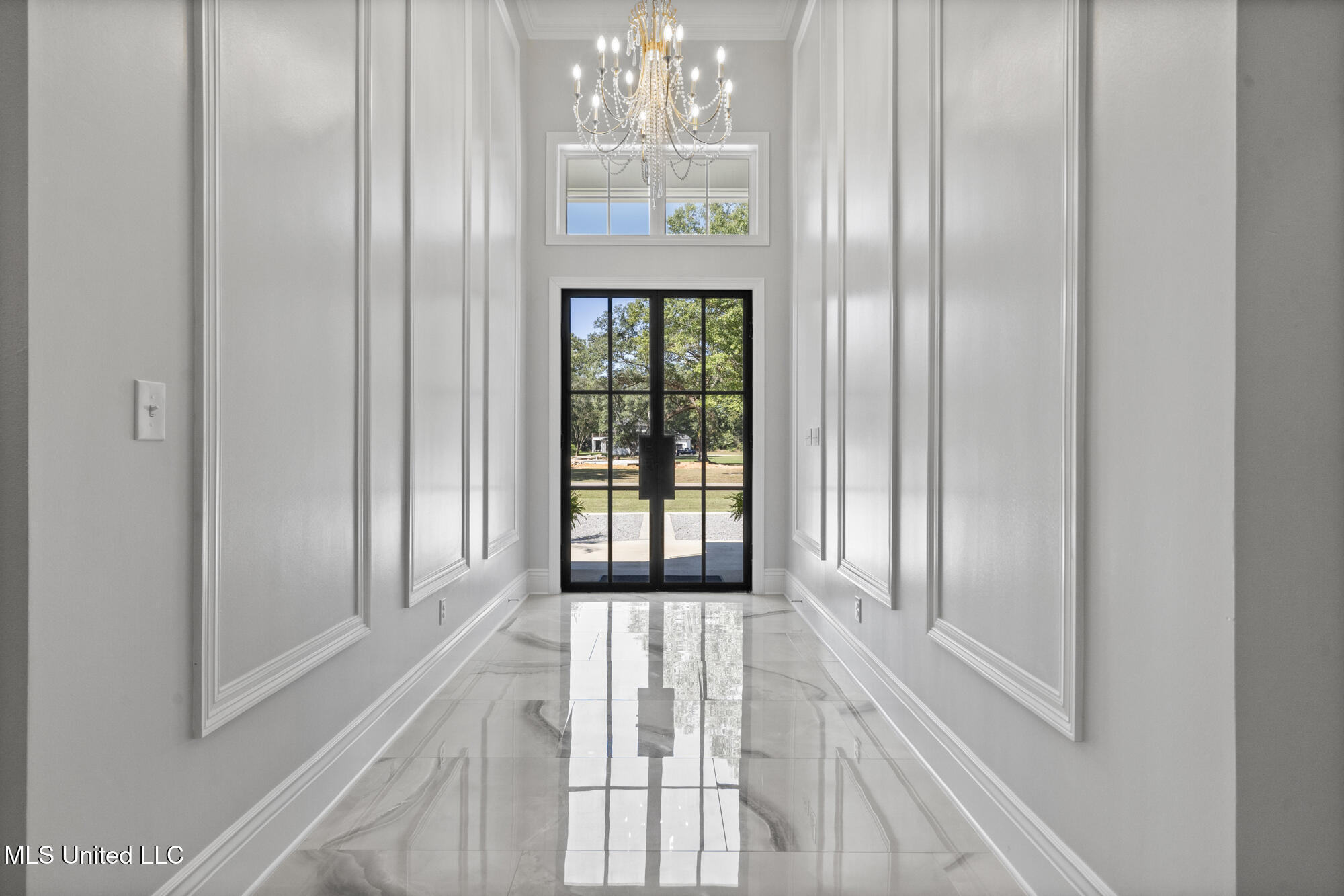 15 Legacy Drive Property Photo 13