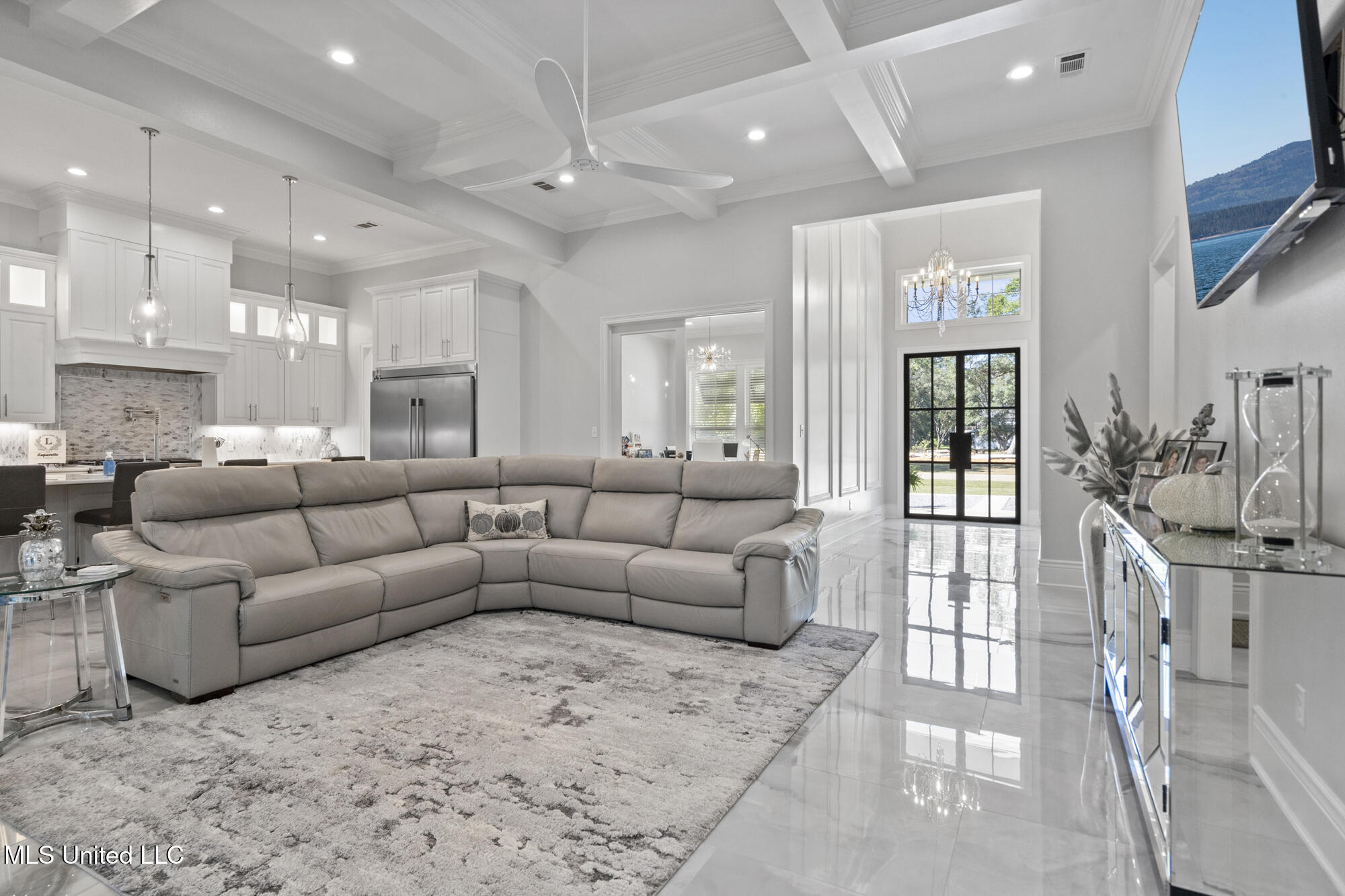 15 Legacy Drive Property Photo 16