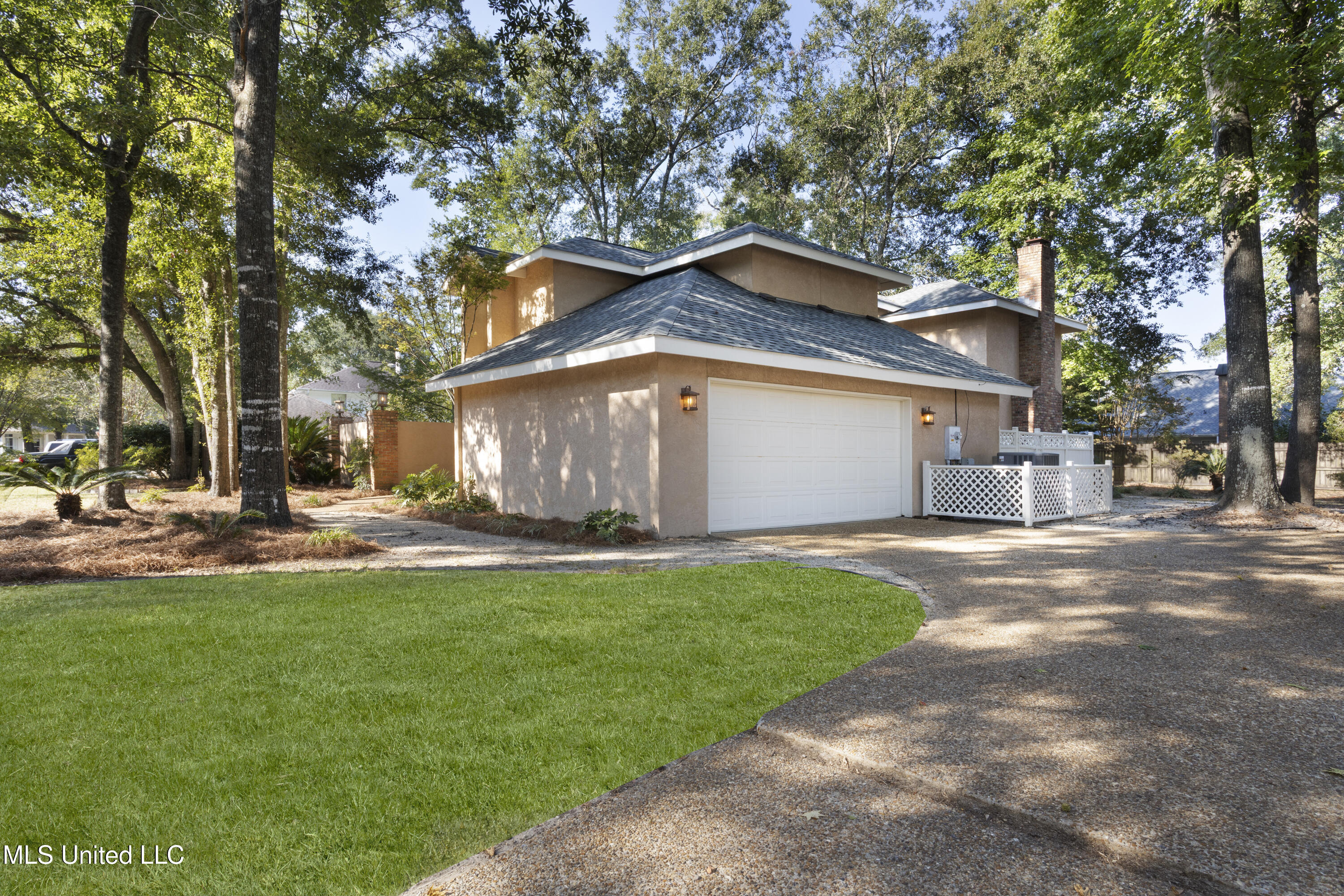 6 Pine Haven Street Property Photo 3