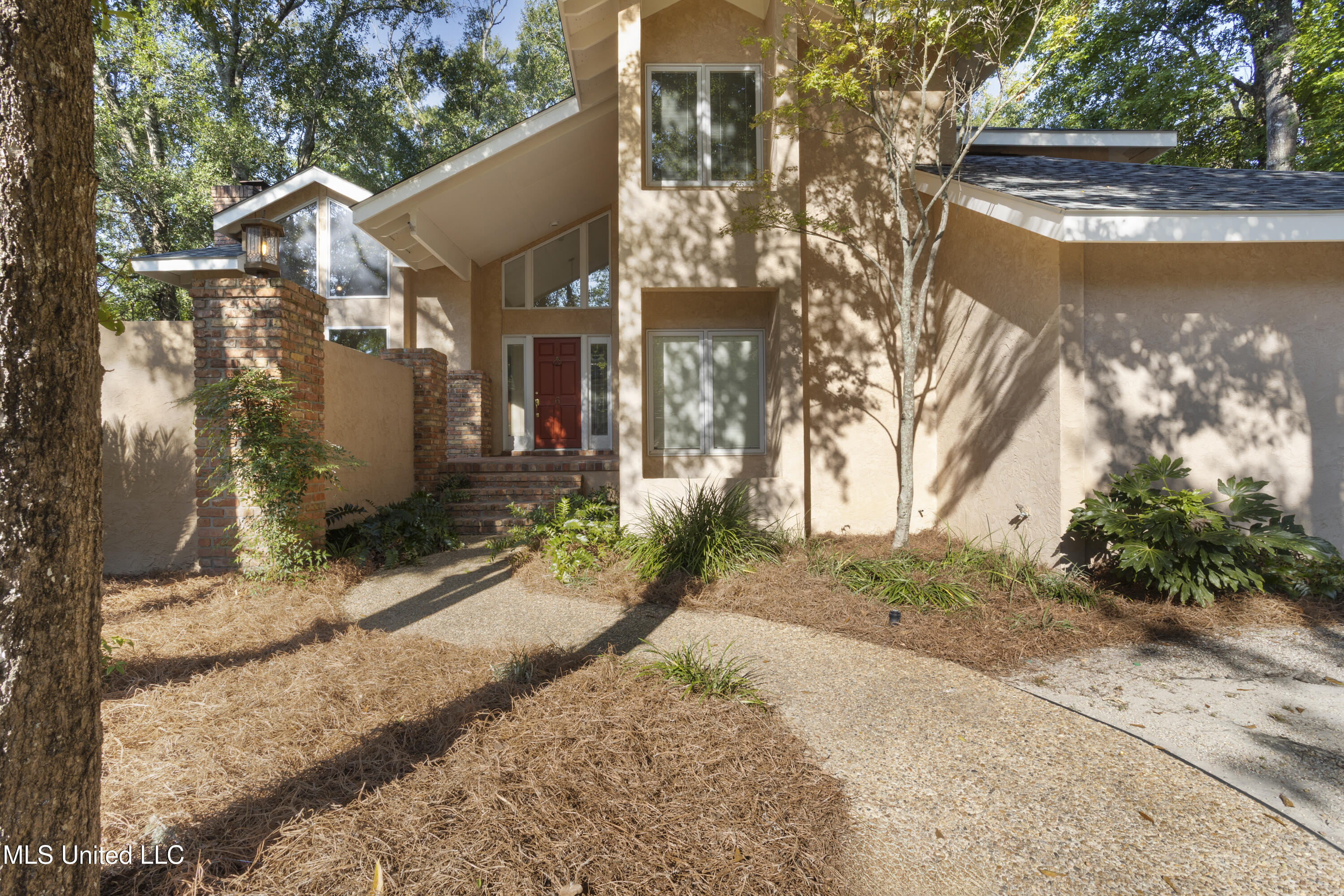 6 Pine Haven Street Property Photo 4