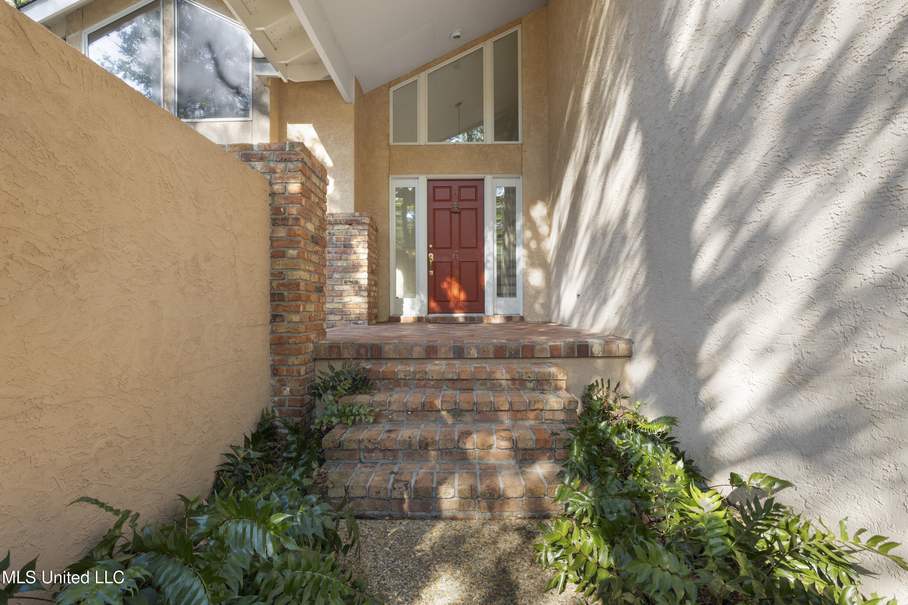 6 Pine Haven Street Property Photo 5