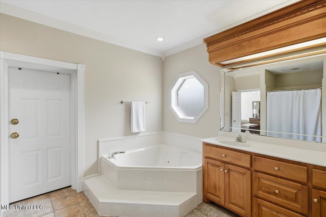 323 Eastridge Drive Property Photo 26