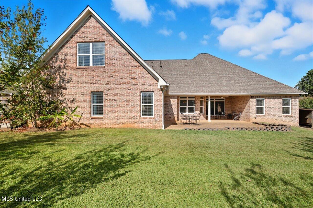 323 Eastridge Drive Property Photo 37