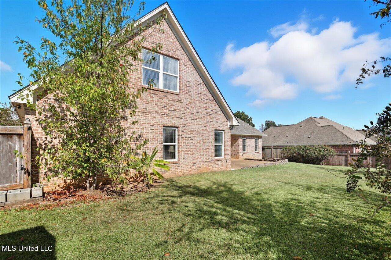 323 Eastridge Drive Property Photo 38