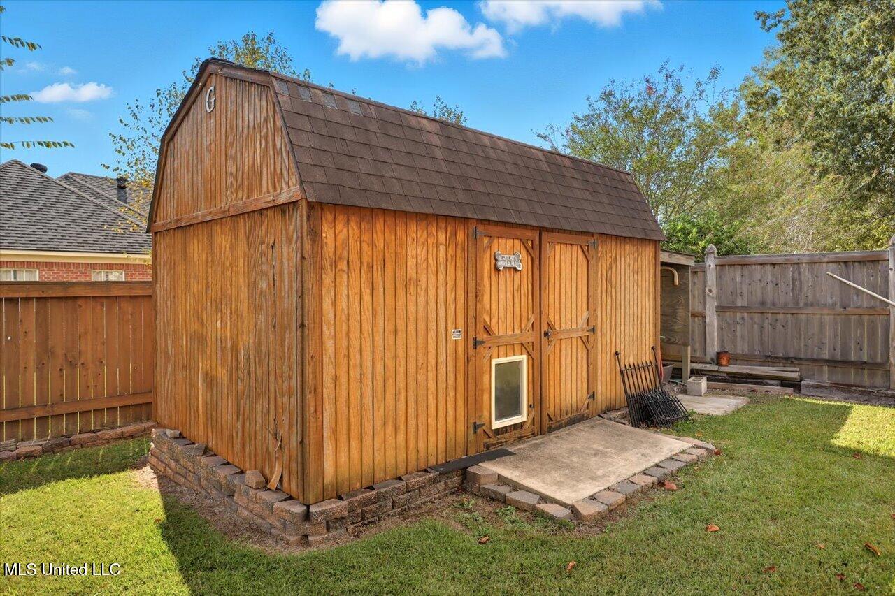 323 Eastridge Drive Property Photo 39