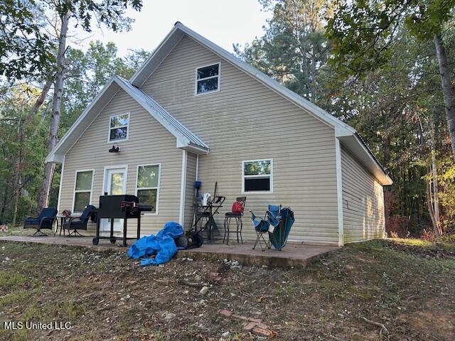 106 Drive 1902 Property Photo 2