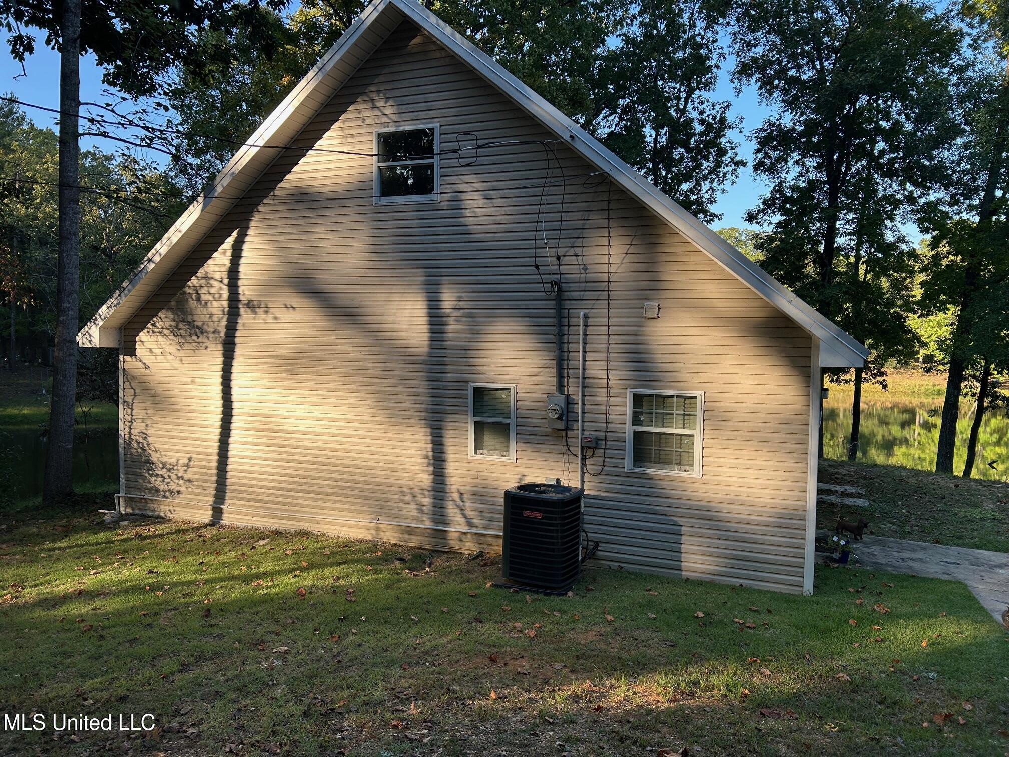 106 Drive 1902 Property Photo 9