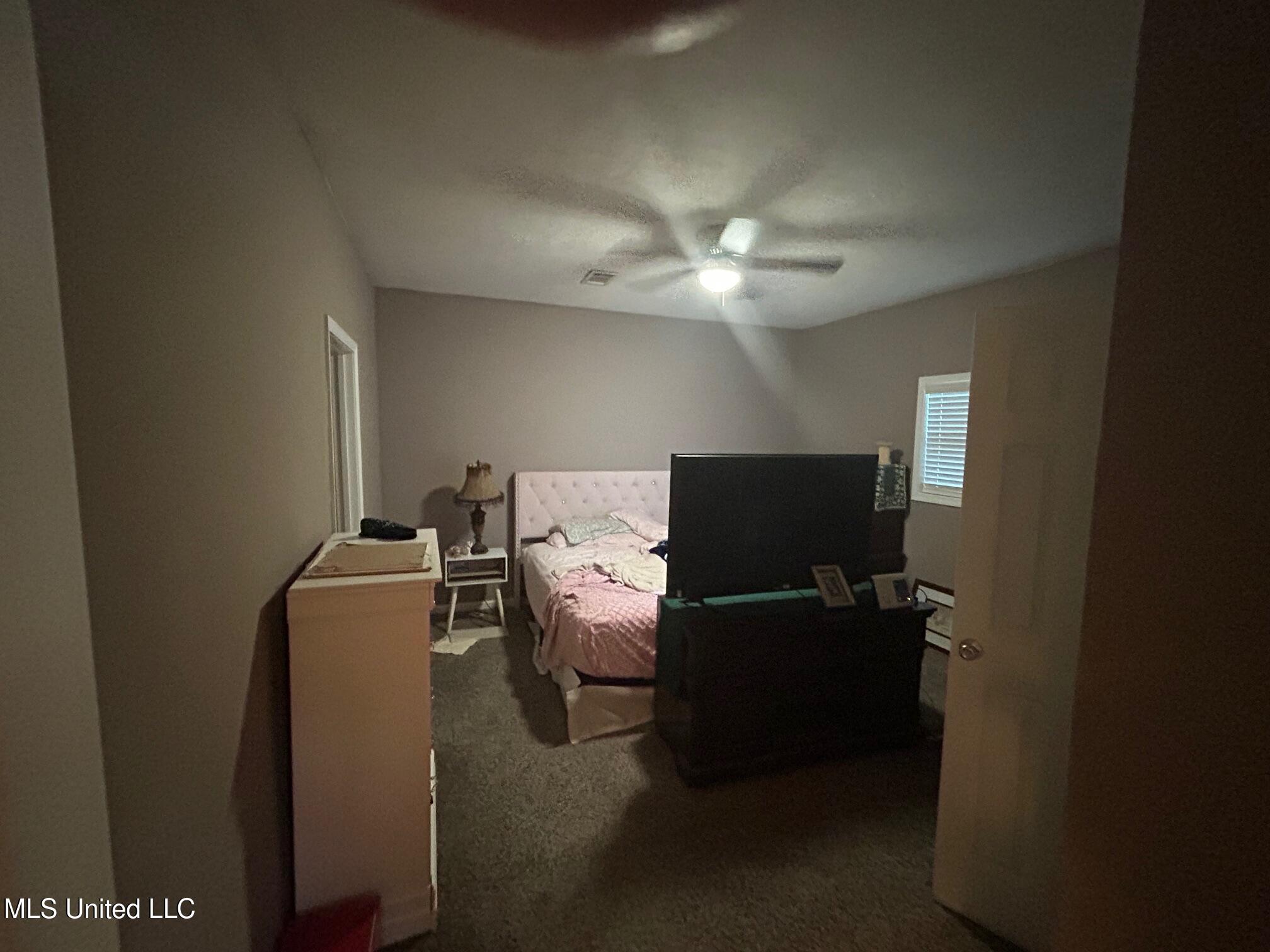 106 Drive 1902 Property Photo 18