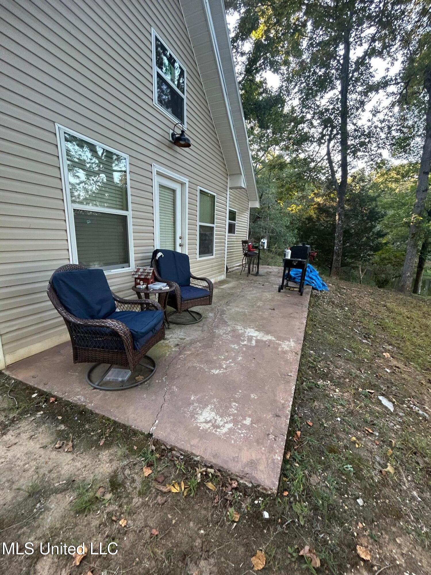 106 Drive 1902 Property Photo 30