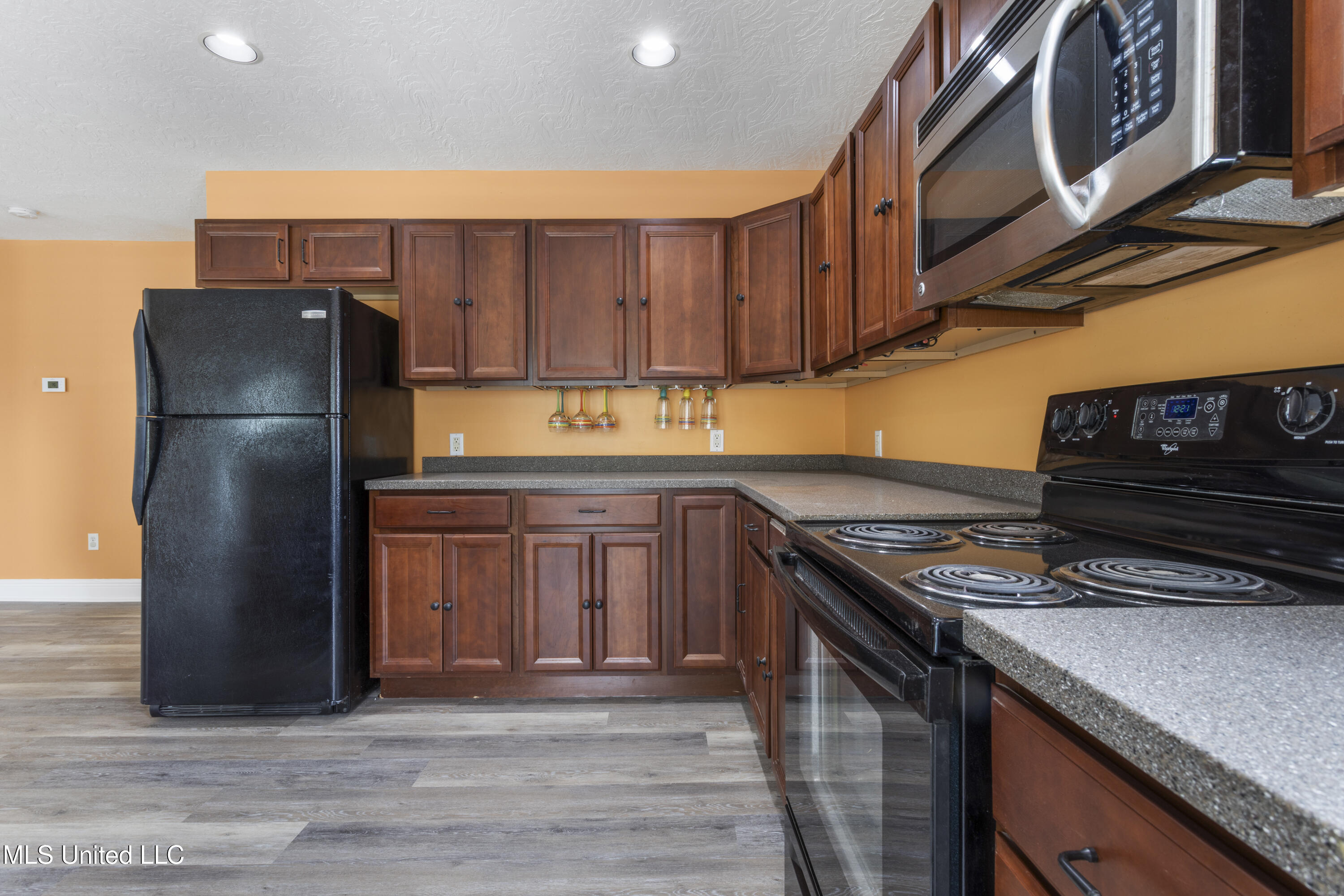 114 Favre Street Property Photo 13