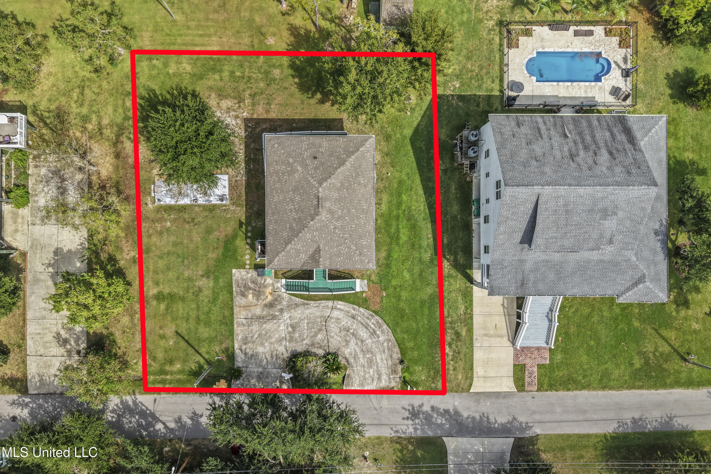 114 Favre Street Property Photo 31