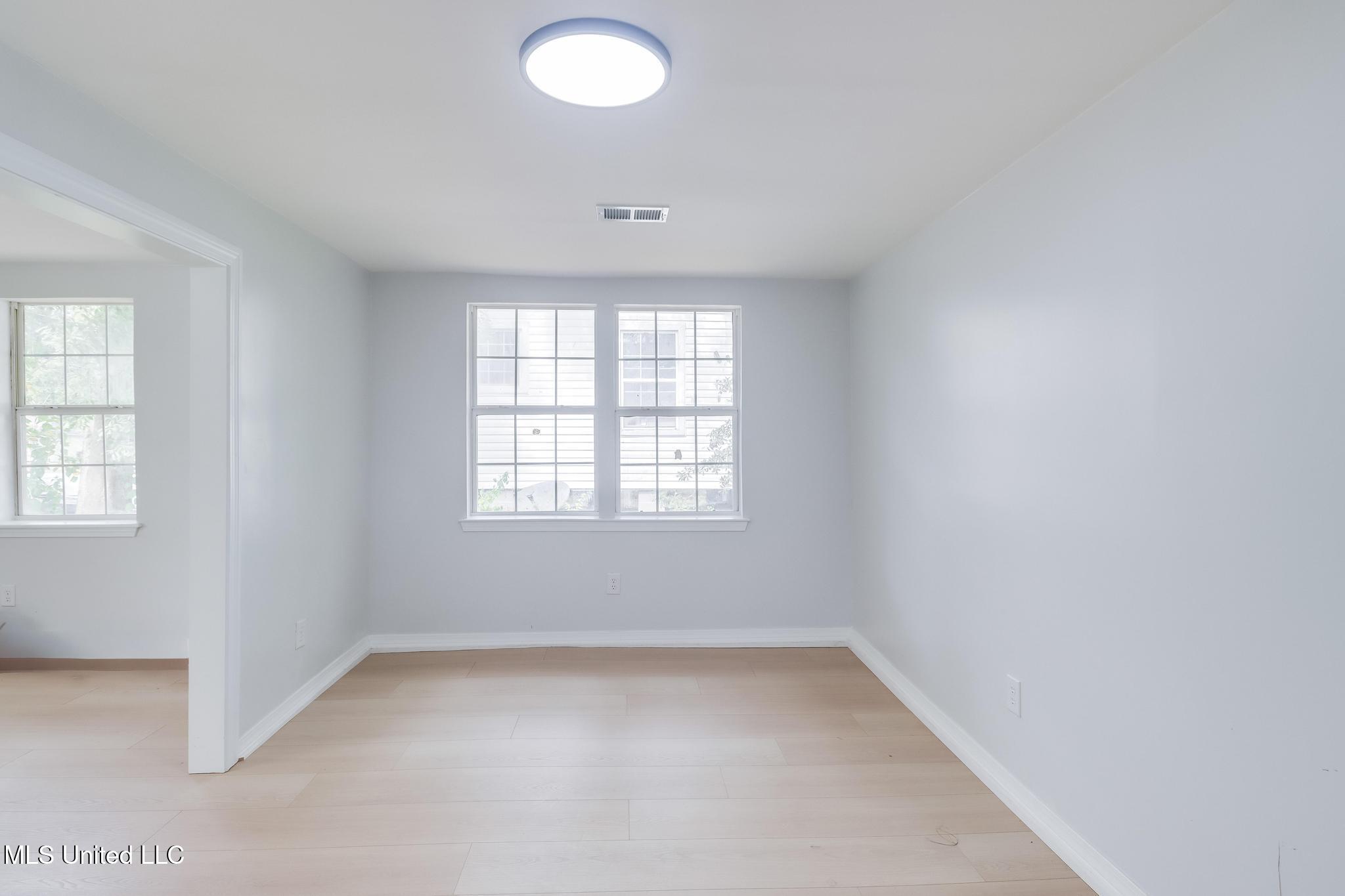 330 Croesus Street Property Photo 5