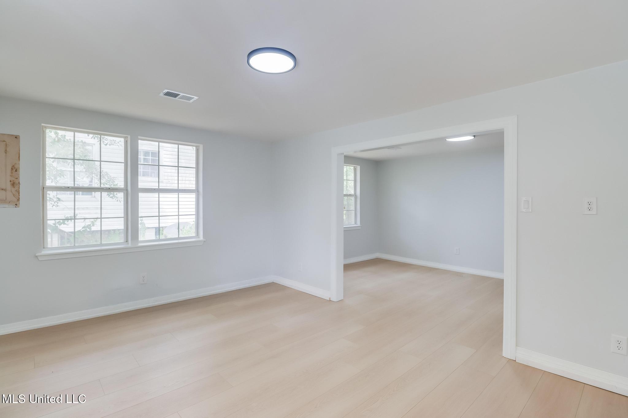 330 Croesus Street Property Photo 6