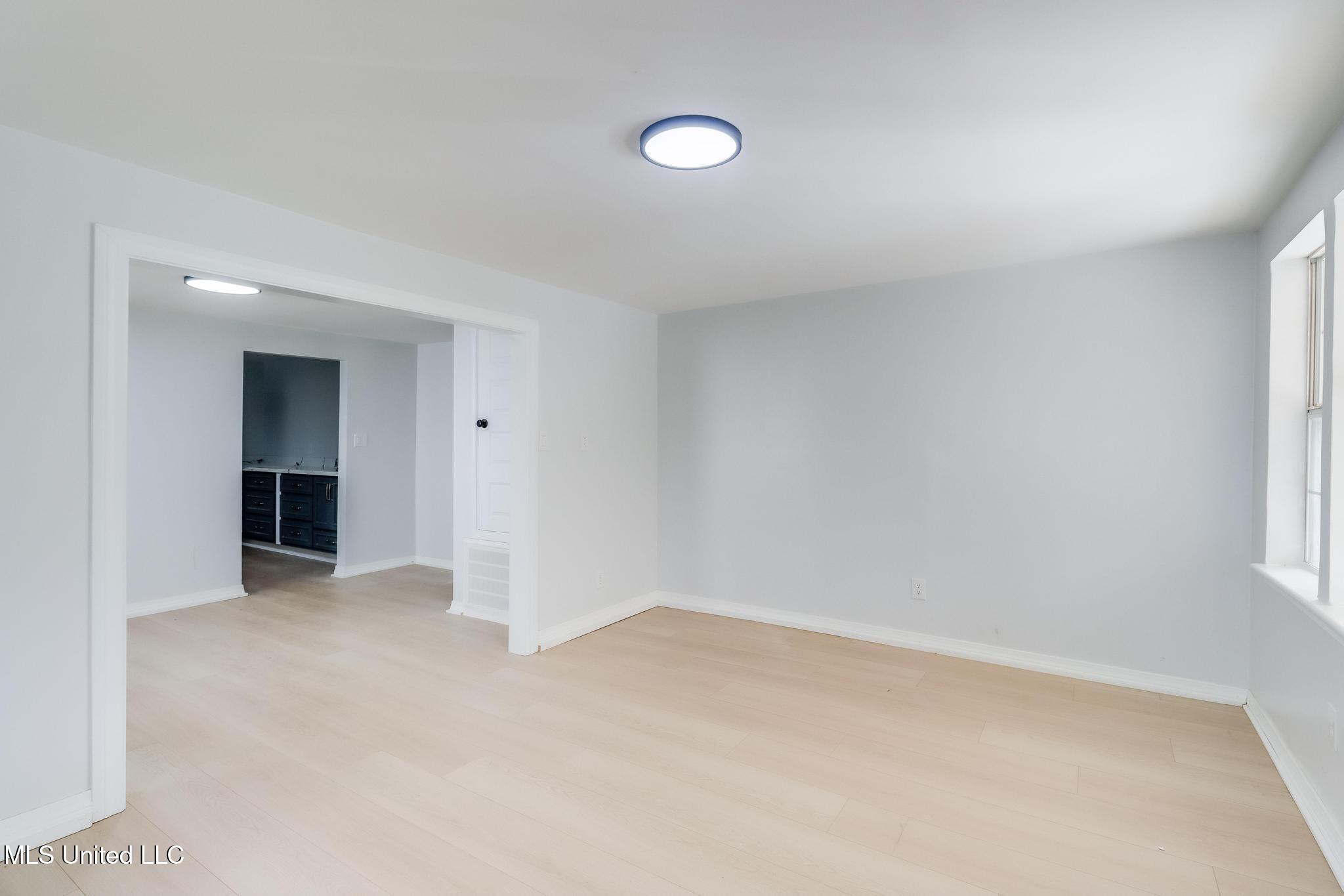 330 Croesus Street Property Photo 7