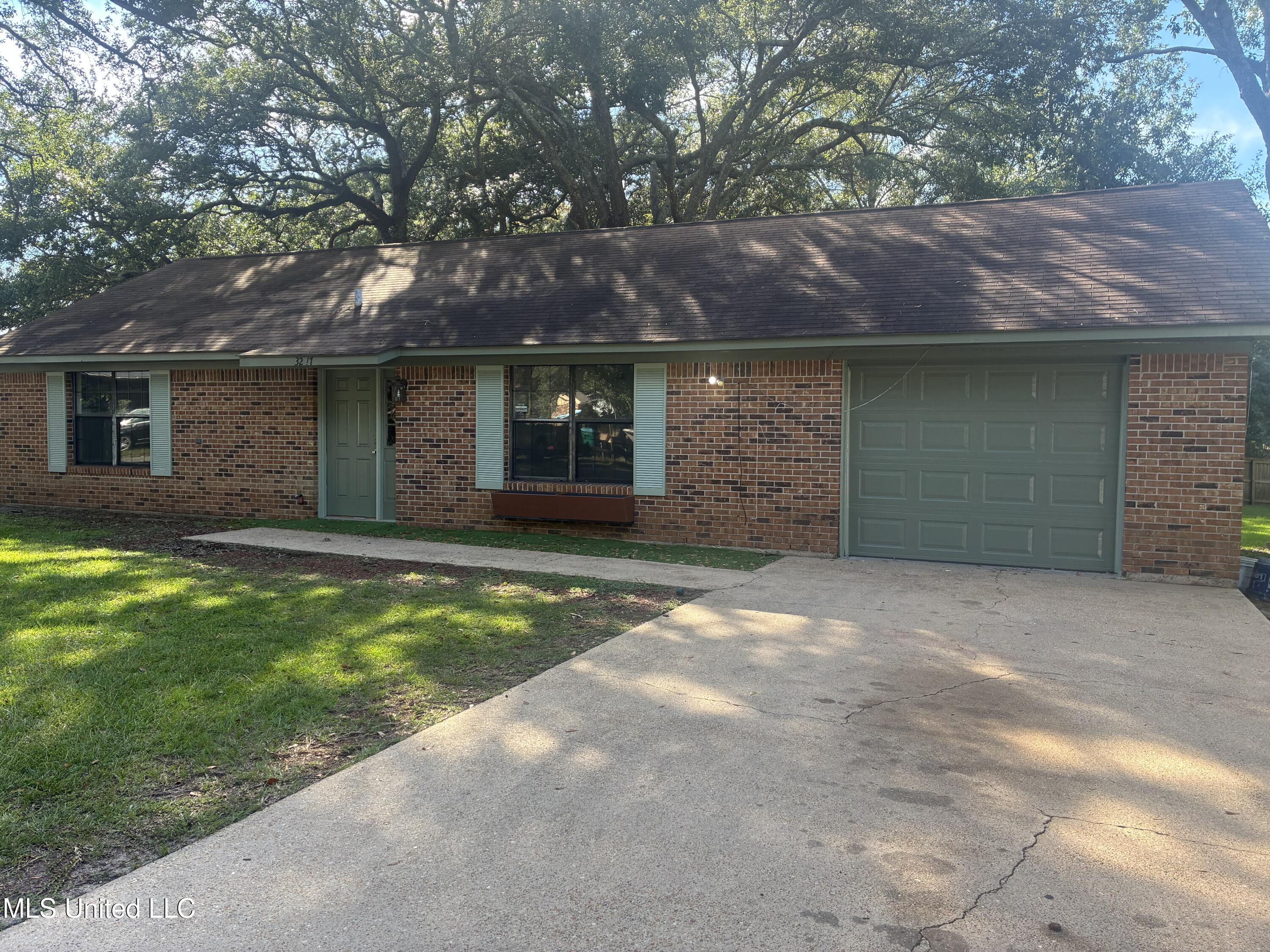 3217 Milstead Road Property Photo 1