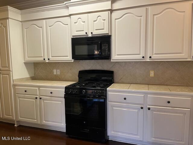 815 Jason Cove Property Photo 8