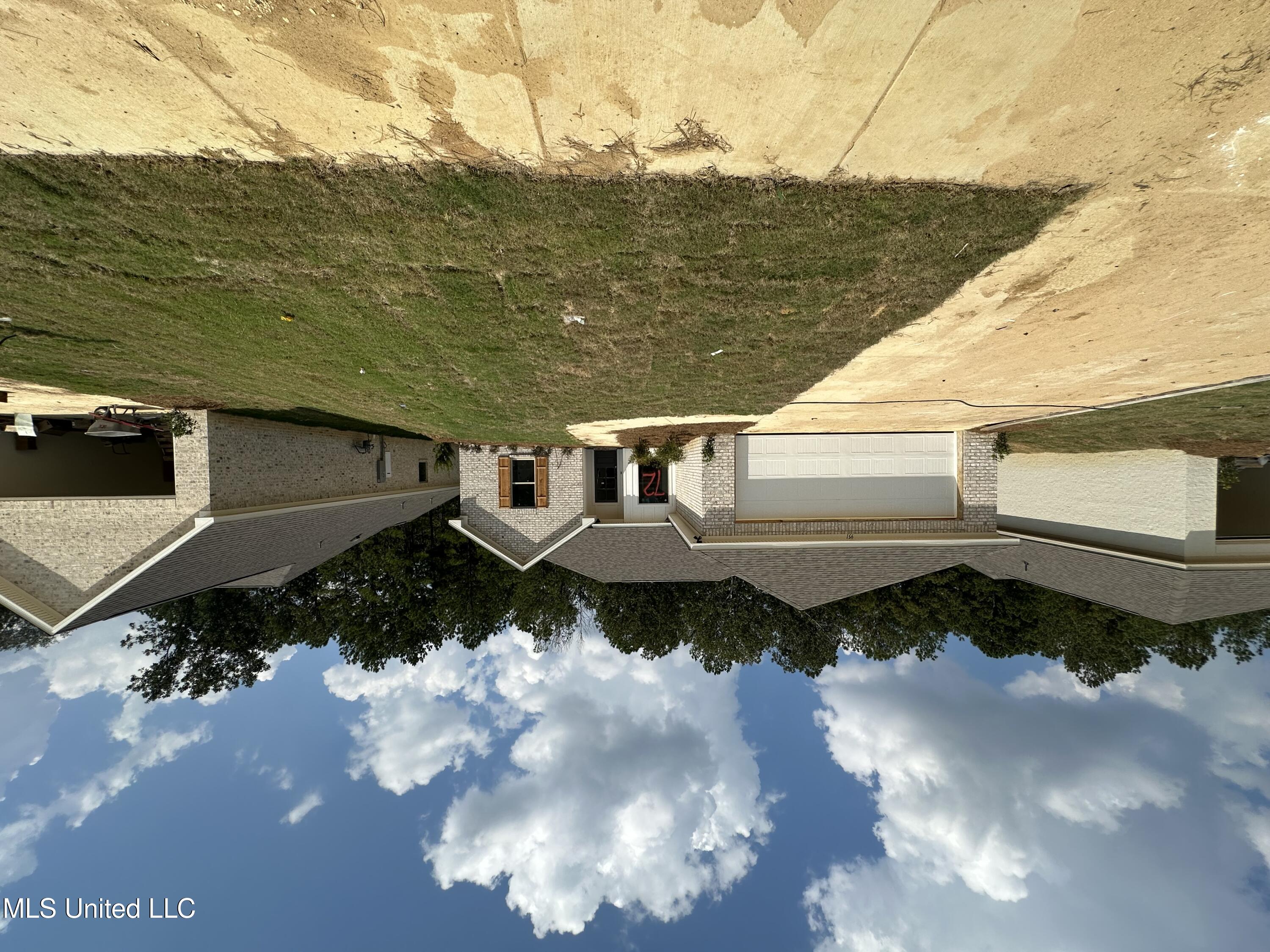 951 Riverside Lane Property Photo 1