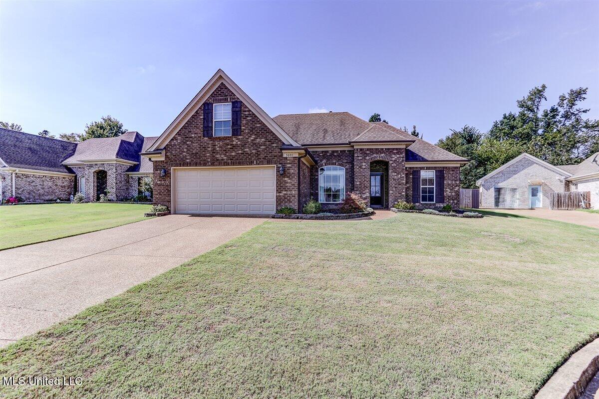 3601 Harvest Tree Drive Property Photo 1