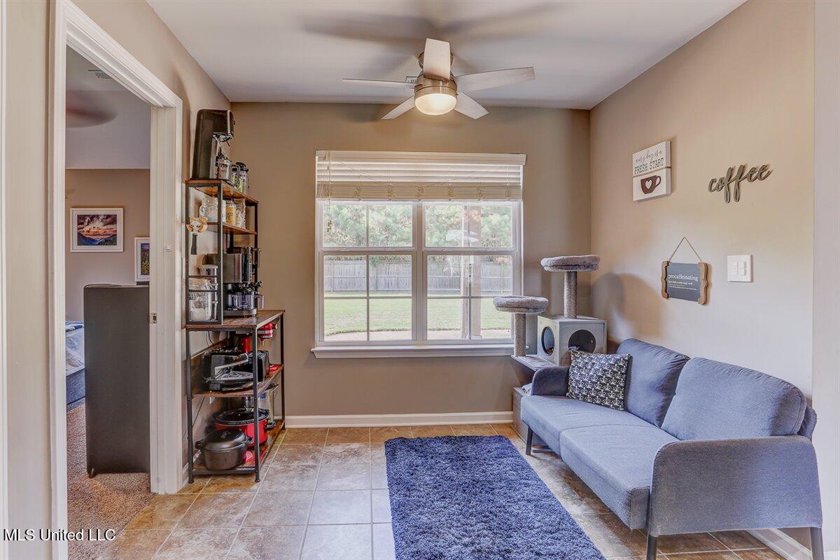 3601 Harvest Tree Drive Property Photo 19