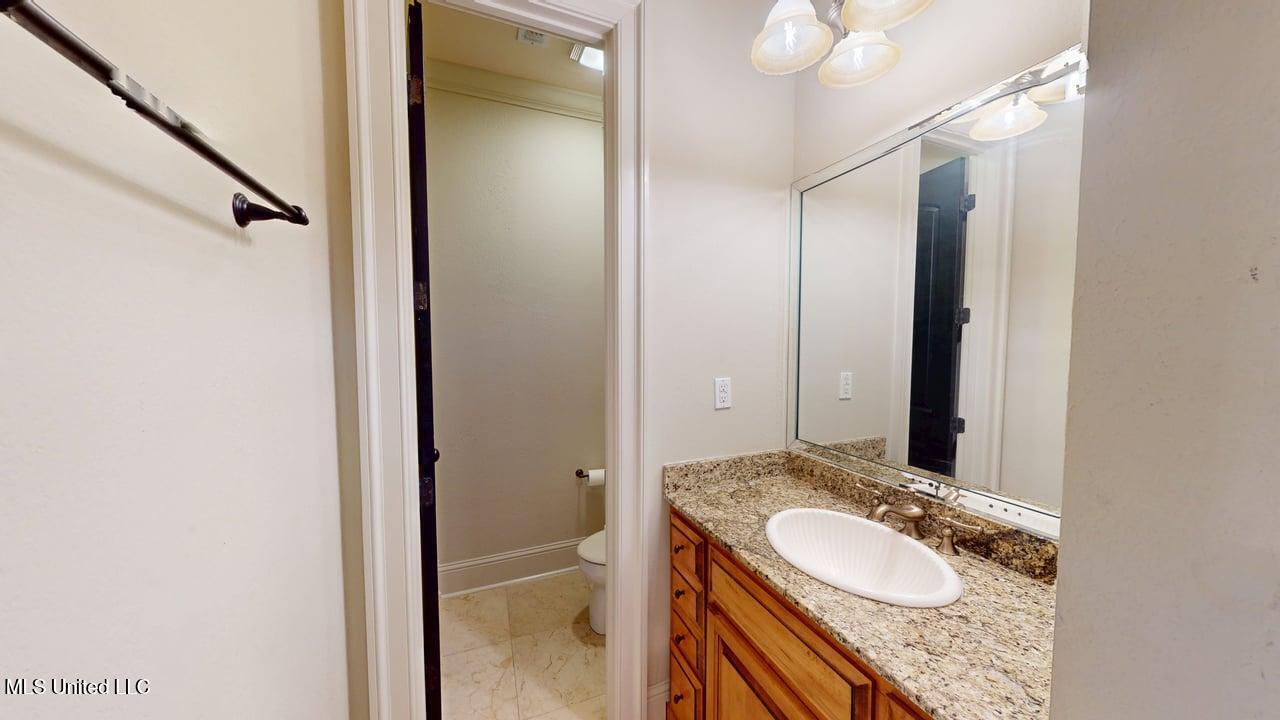 4640 W Beach Boulevard Property Photo 16