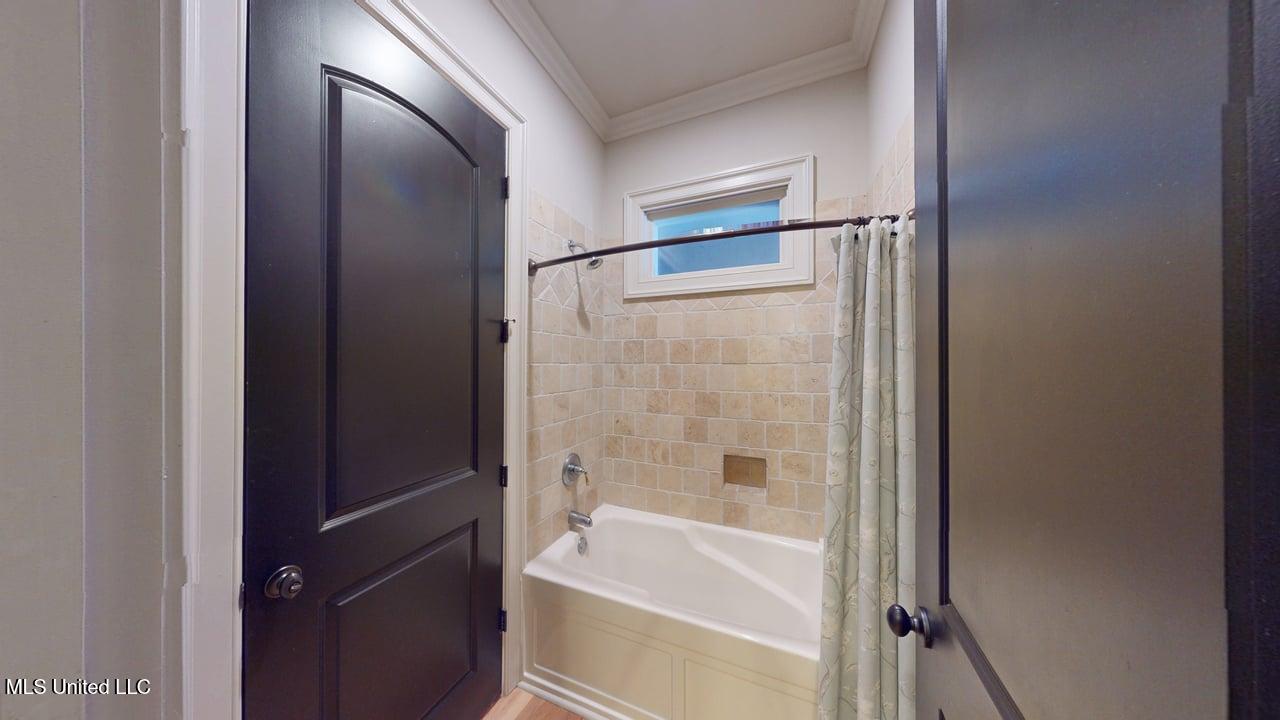 4640 W Beach Boulevard Property Photo 24