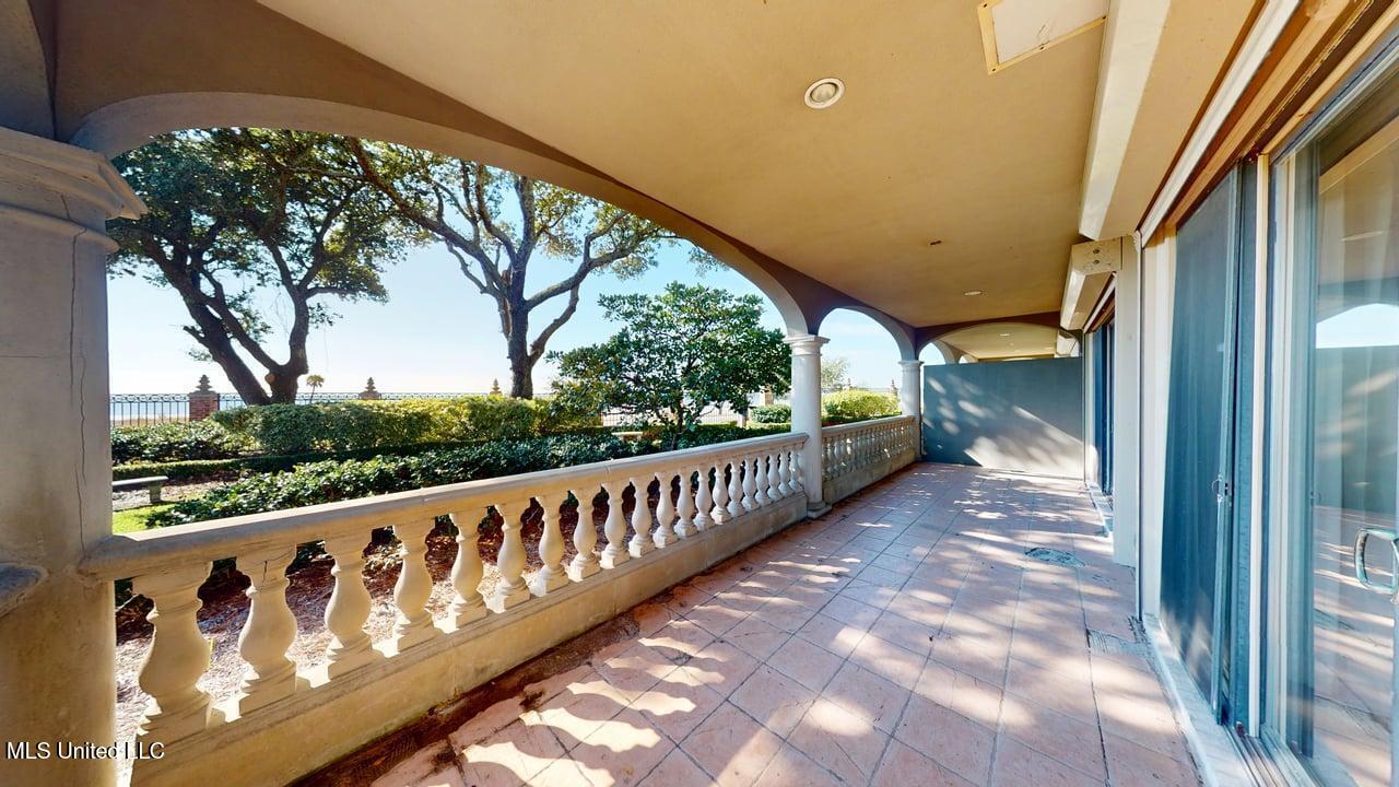 4640 W Beach Boulevard Property Photo 25