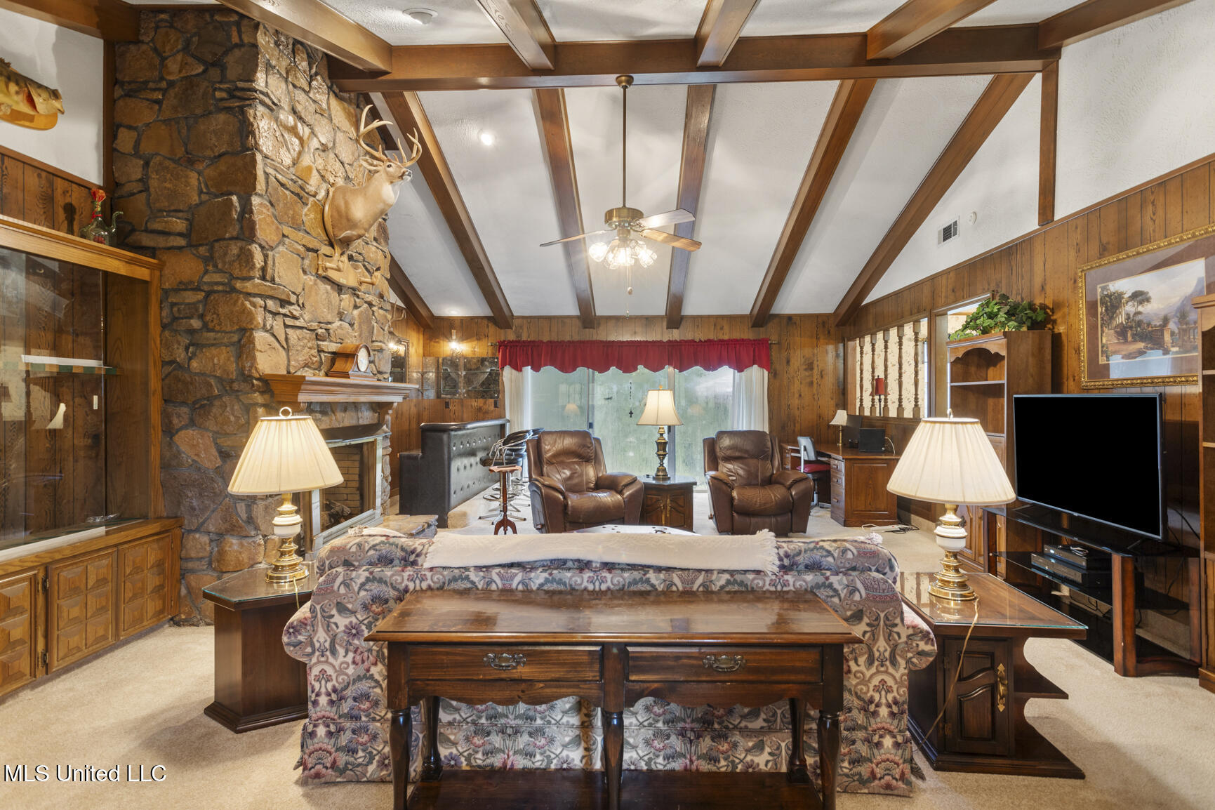 6558 Grandview Cove Property Photo 16