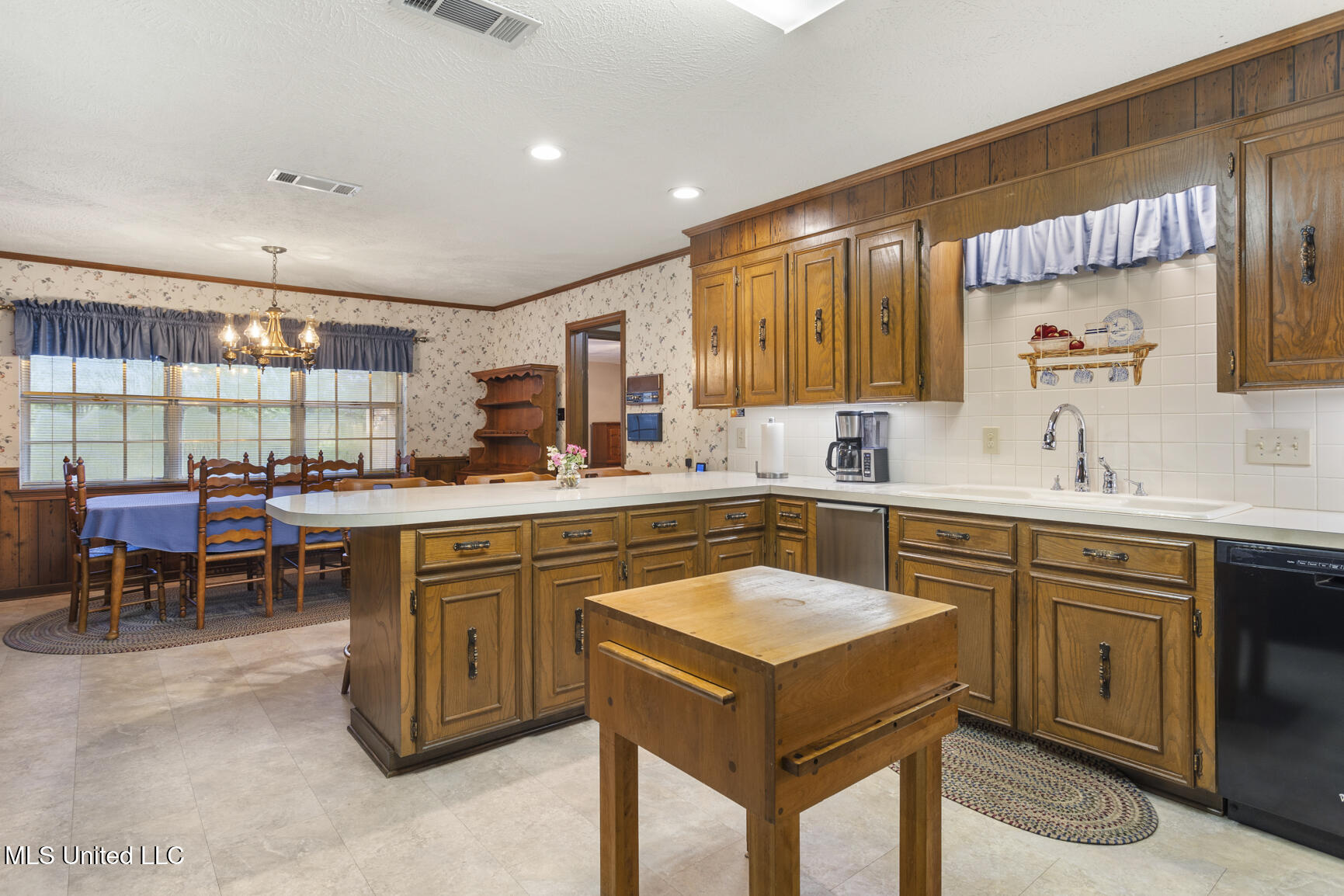 6558 Grandview Cove Property Photo 27