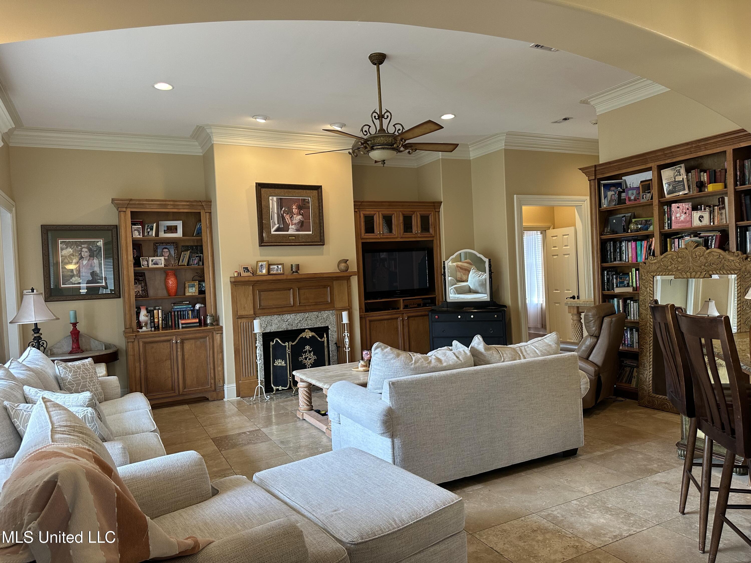 147 Sea Oaks Boulevard Property Photo 9
