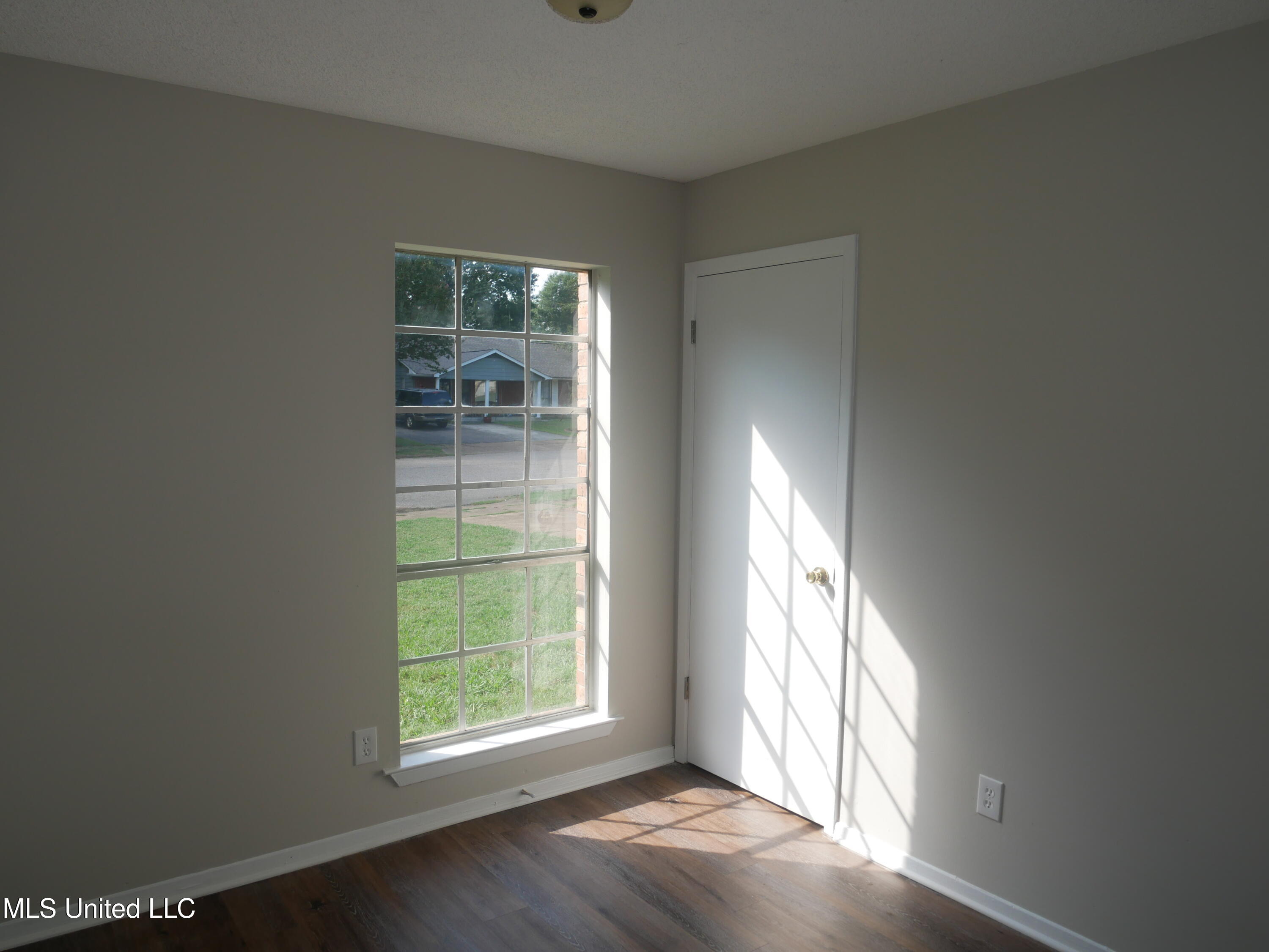 3330 Mayfair Road Property Photo 11