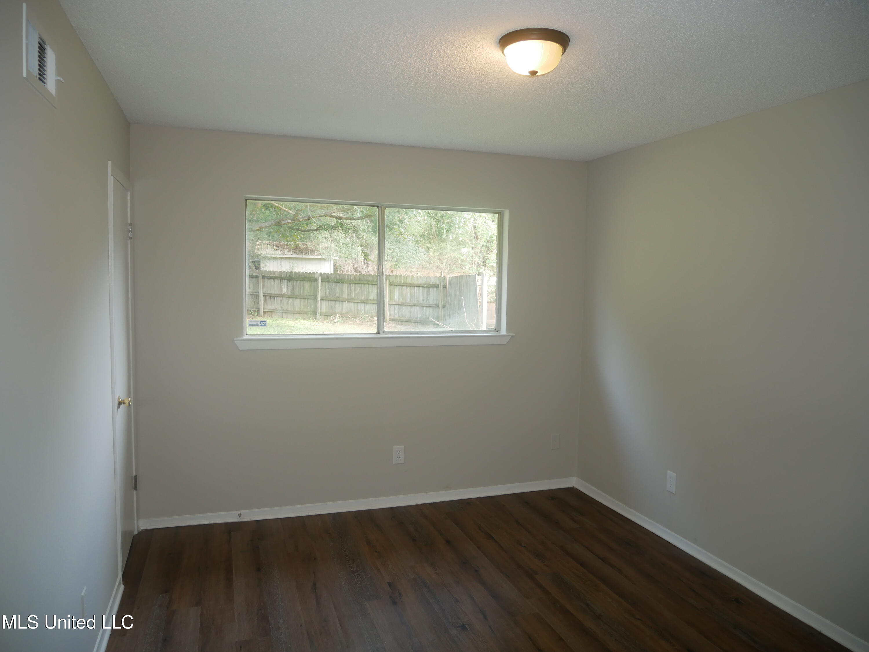 3330 Mayfair Road Property Photo 14