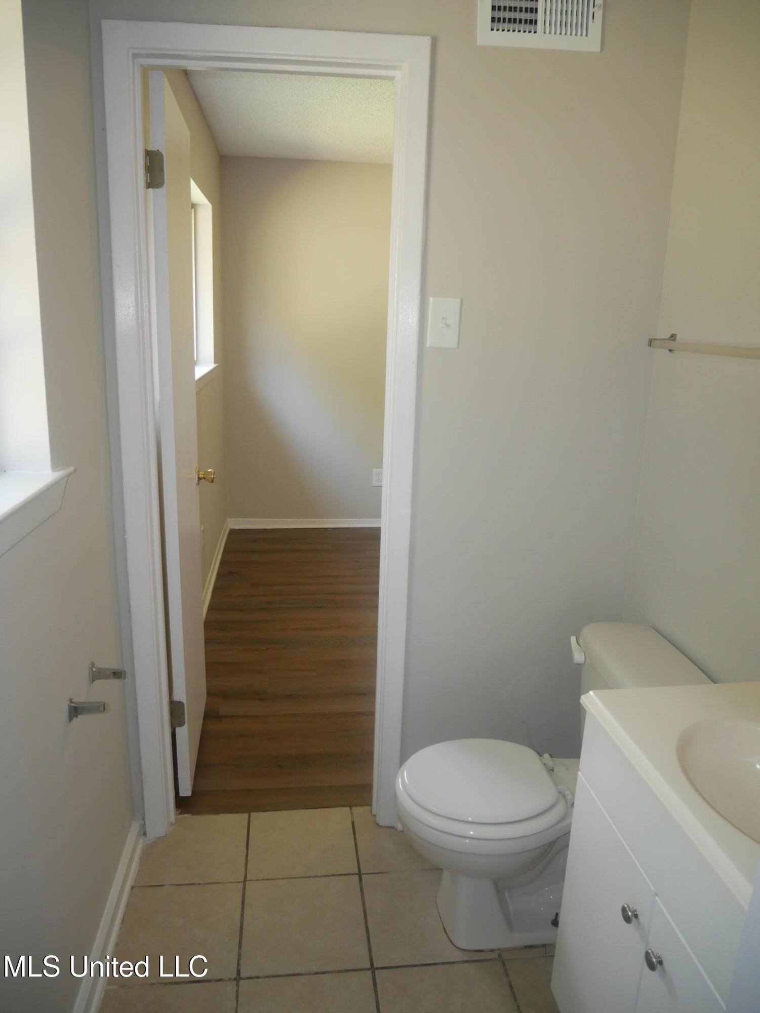 3330 Mayfair Road Property Photo 20