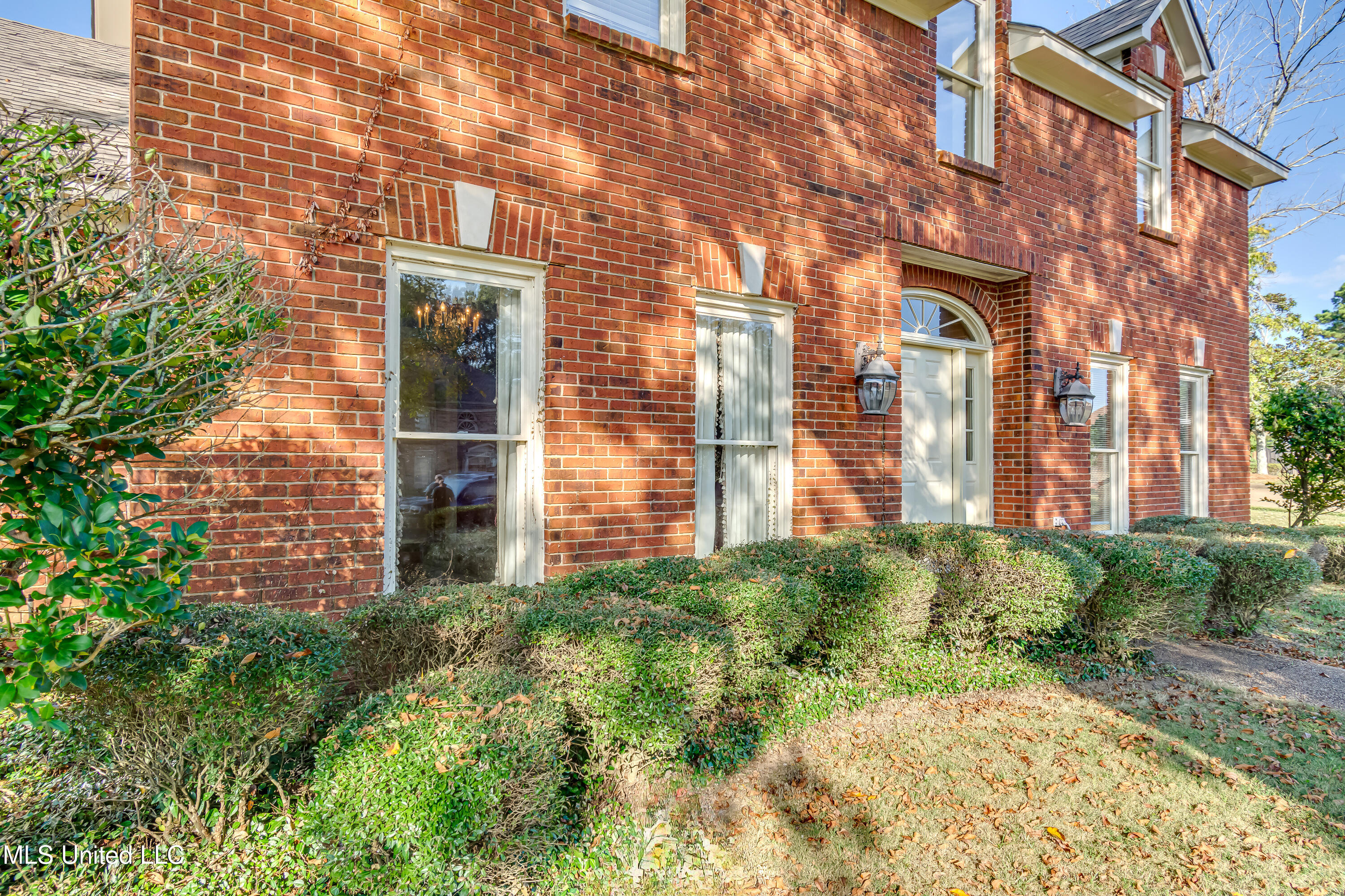 11 S Crownpointe Drive Property Photo 5