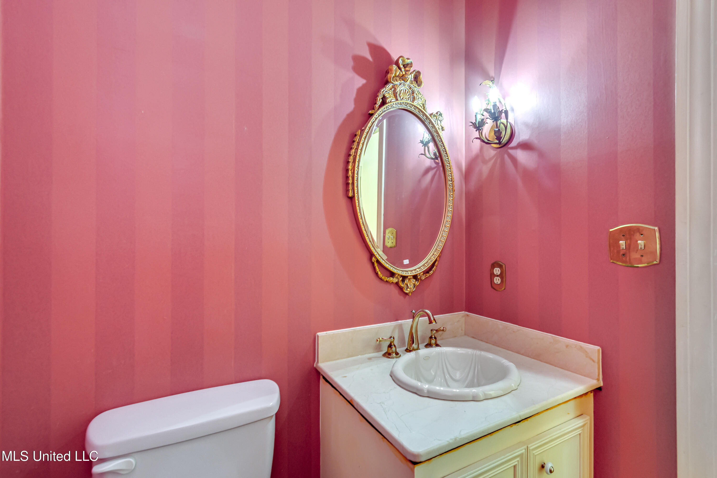 11 S Crownpointe Drive Property Photo 12