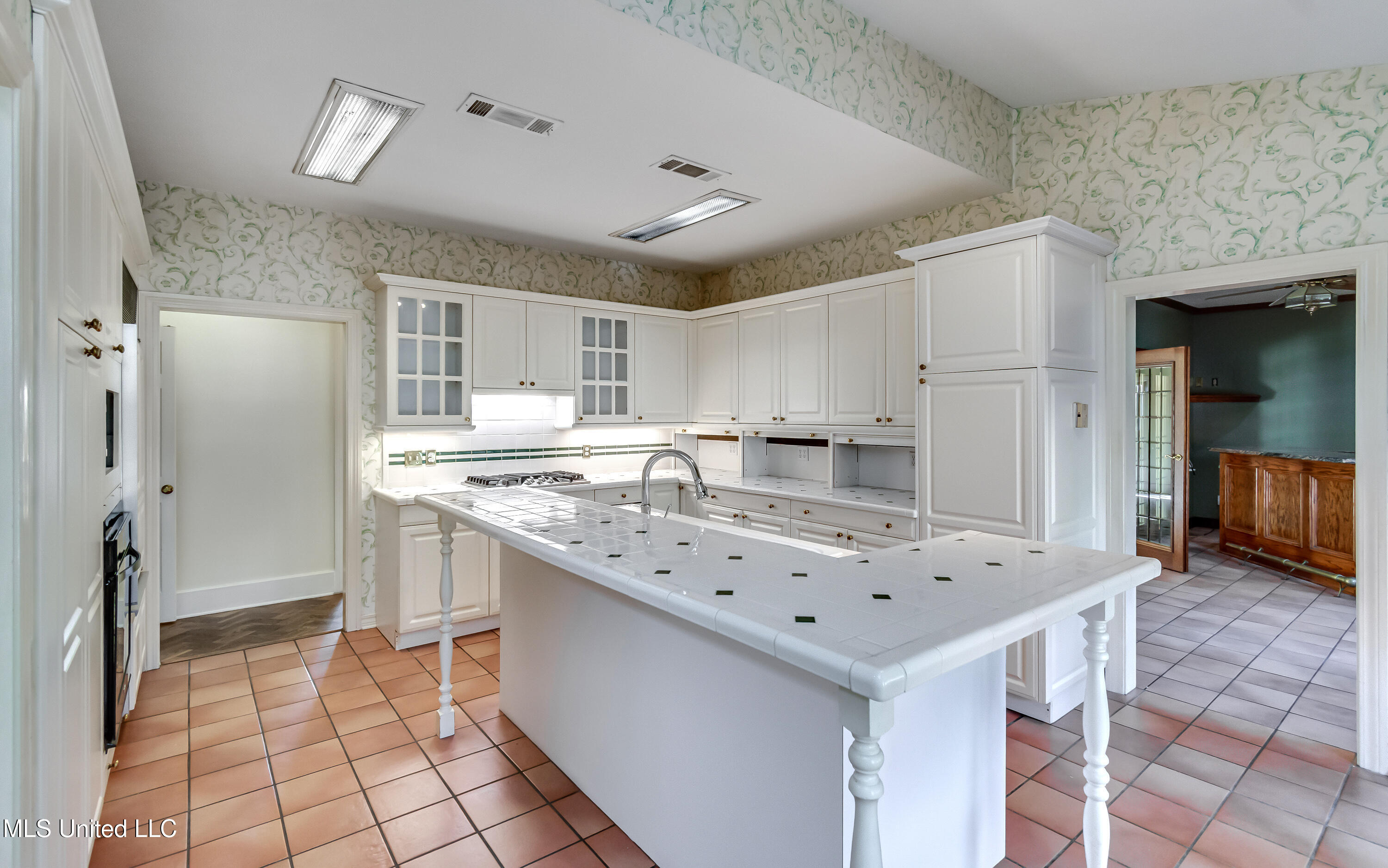 11 S Crownpointe Drive Property Photo 14