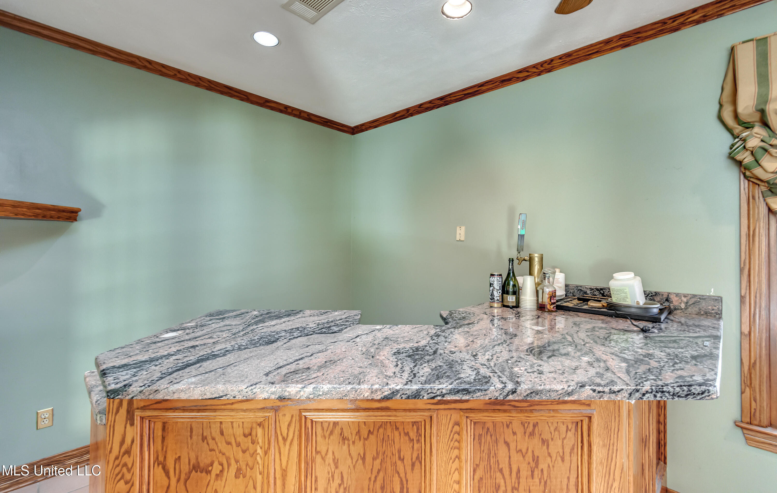 11 S Crownpointe Drive Property Photo 25