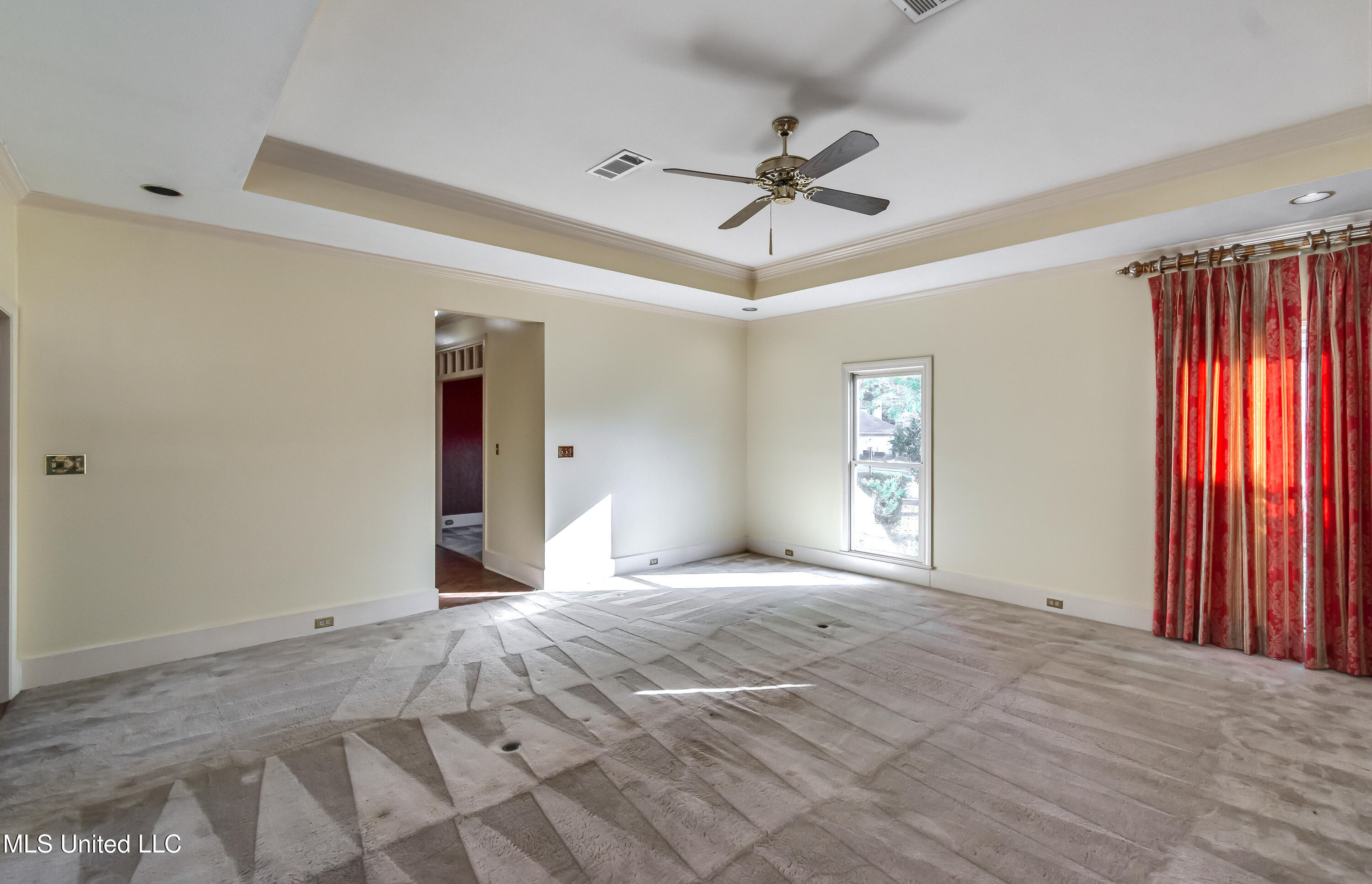 11 S Crownpointe Drive Property Photo 27