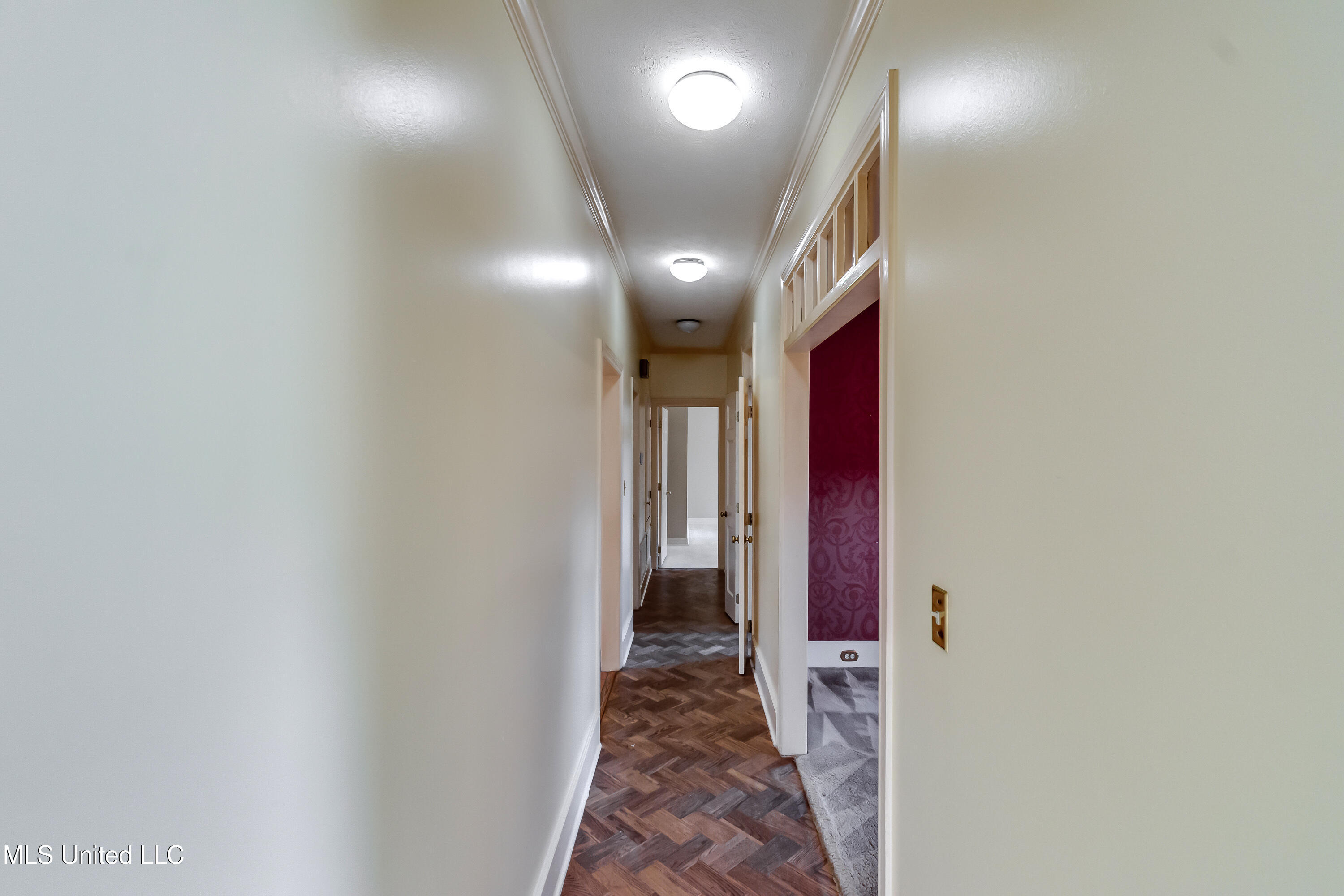 11 S Crownpointe Drive Property Photo 32