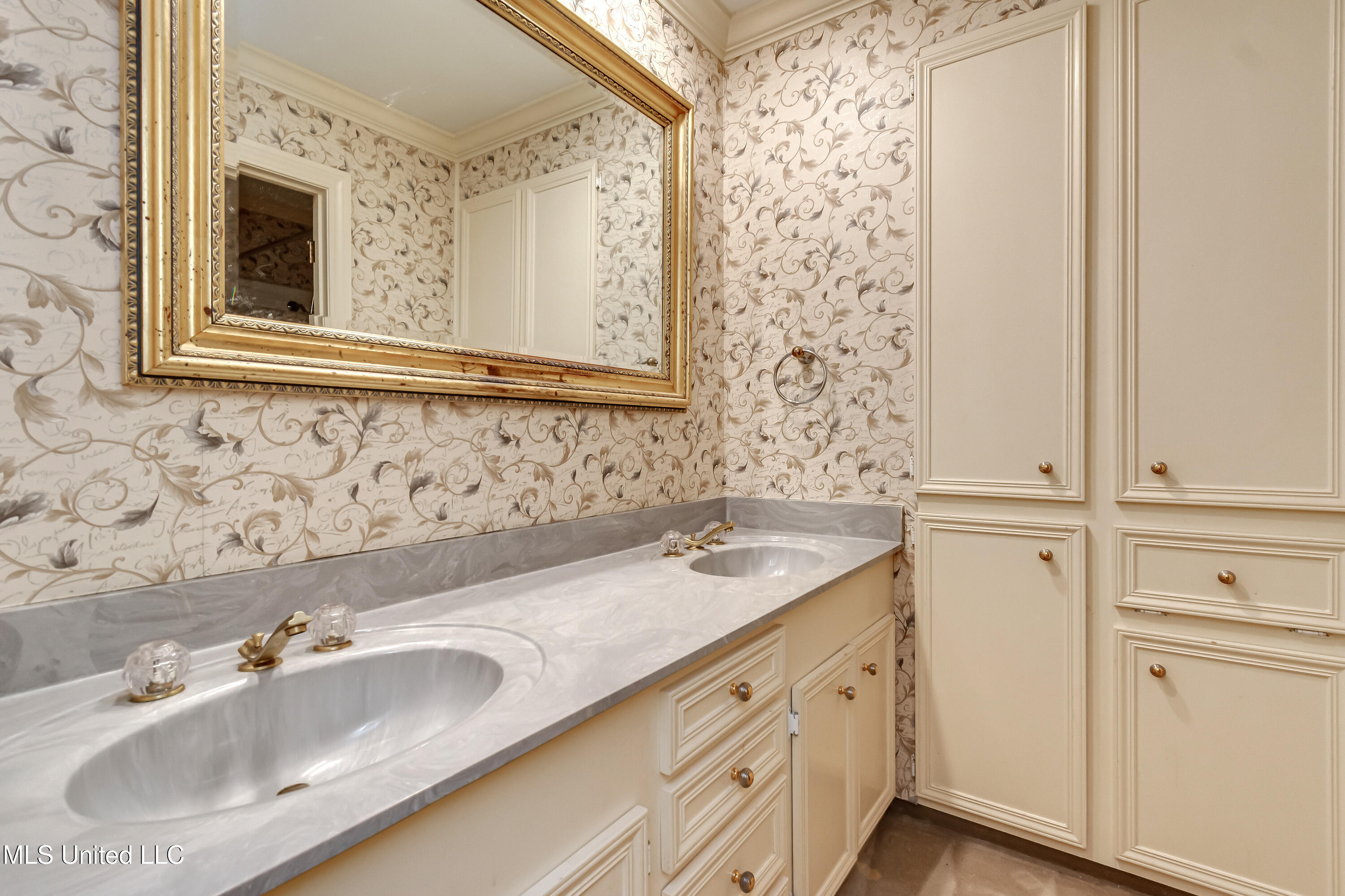 11 S Crownpointe Drive Property Photo 50