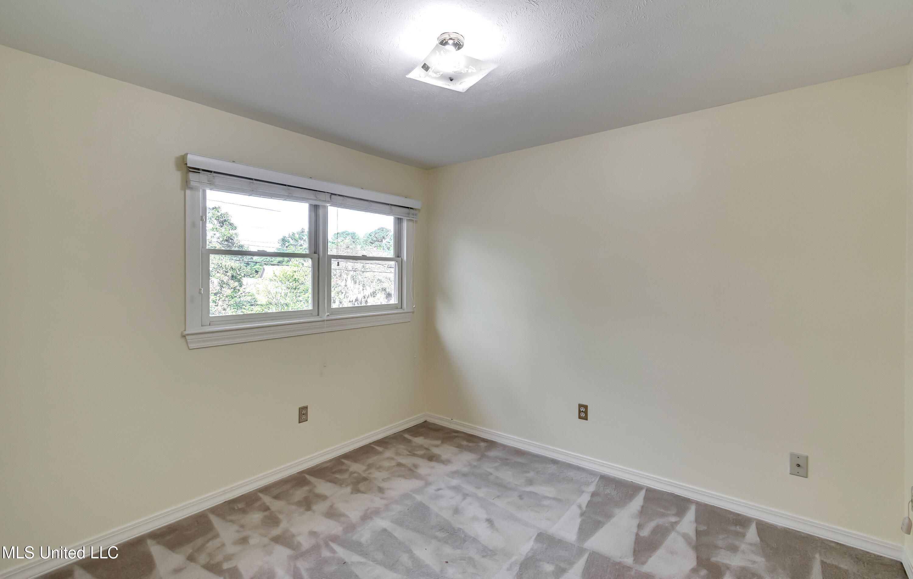 11 S Crownpointe Drive Property Photo 52